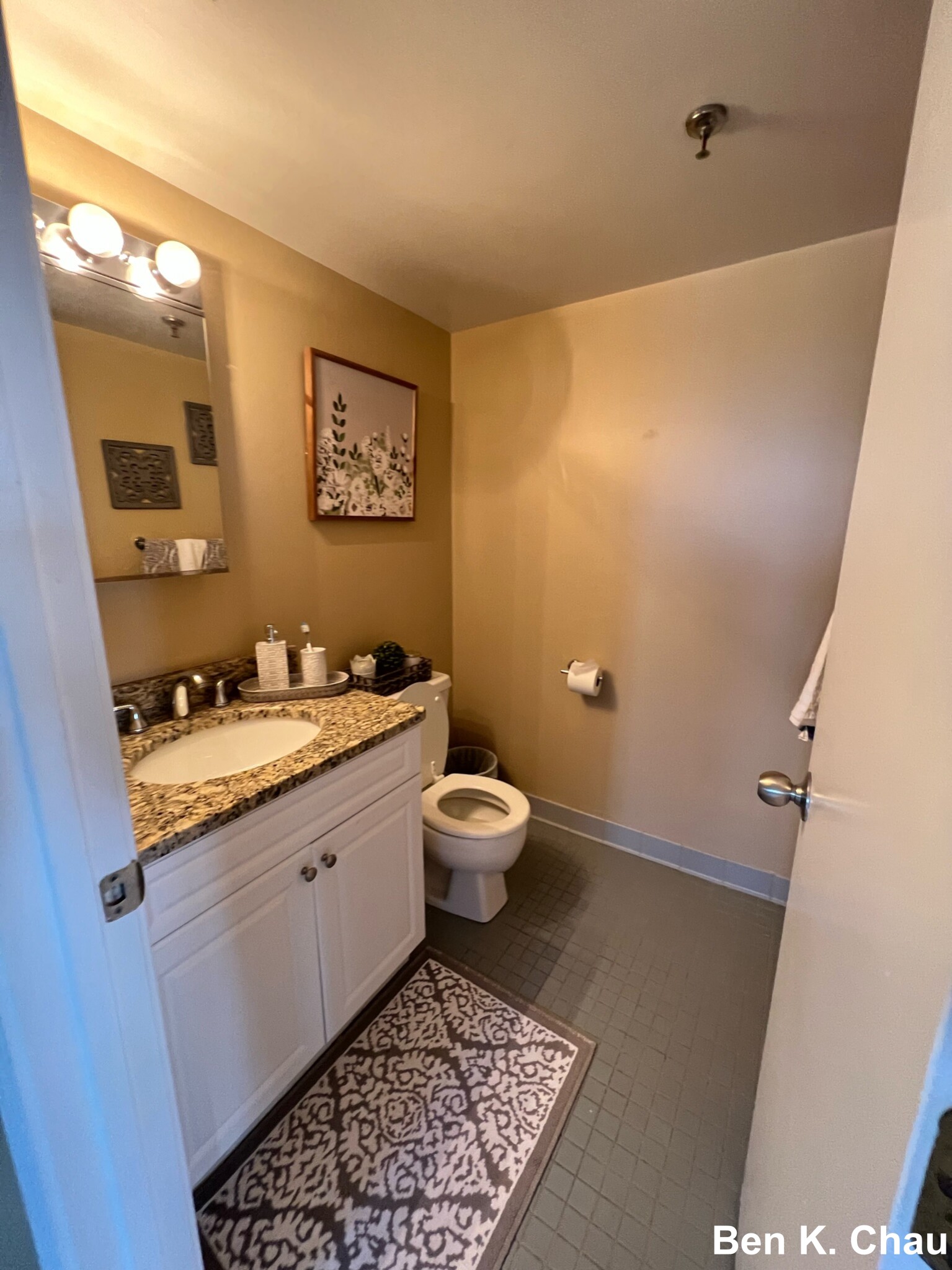 15 North Beacon St, Allston