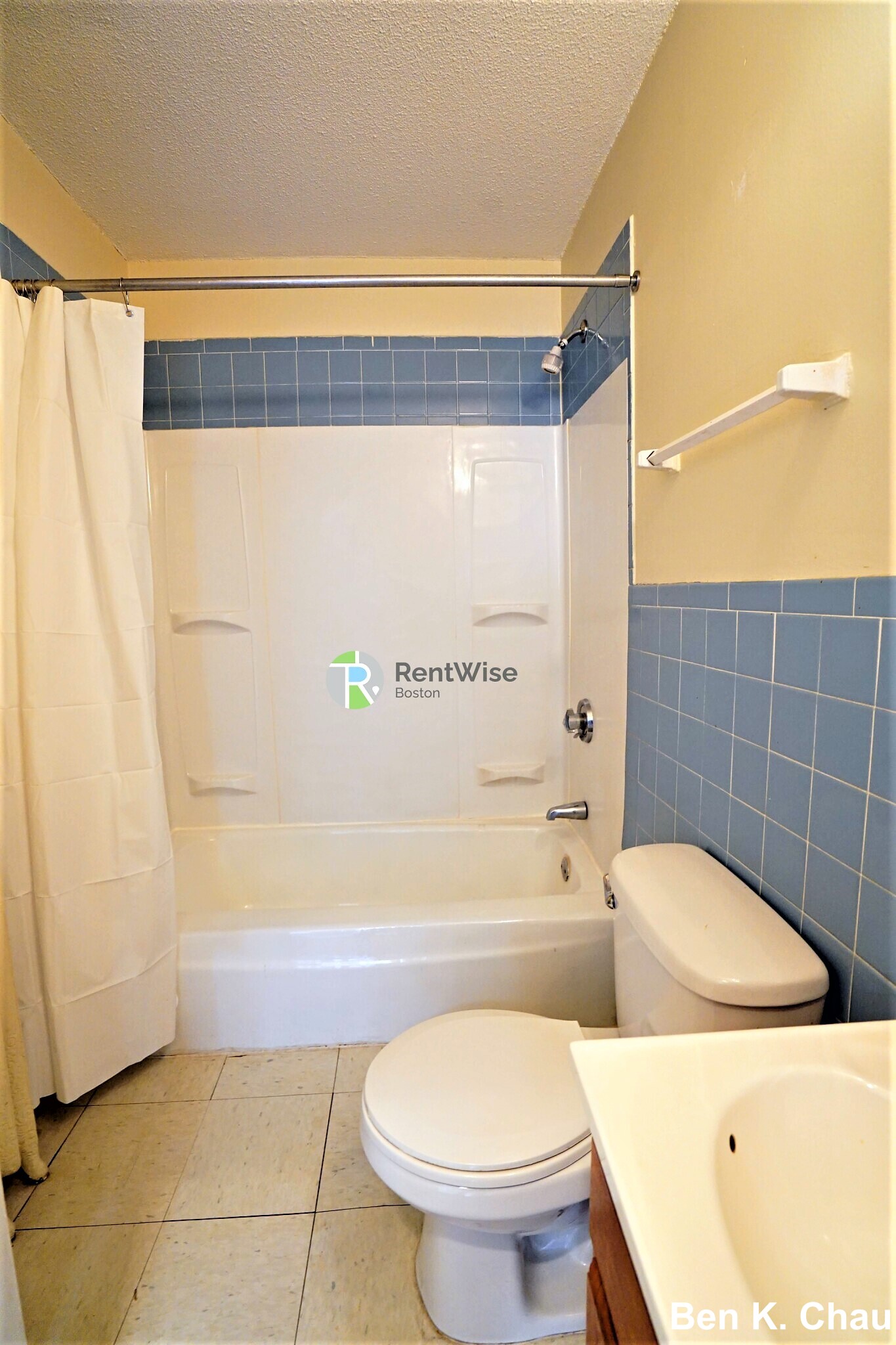 1132 Commonwealth Ave, Allston