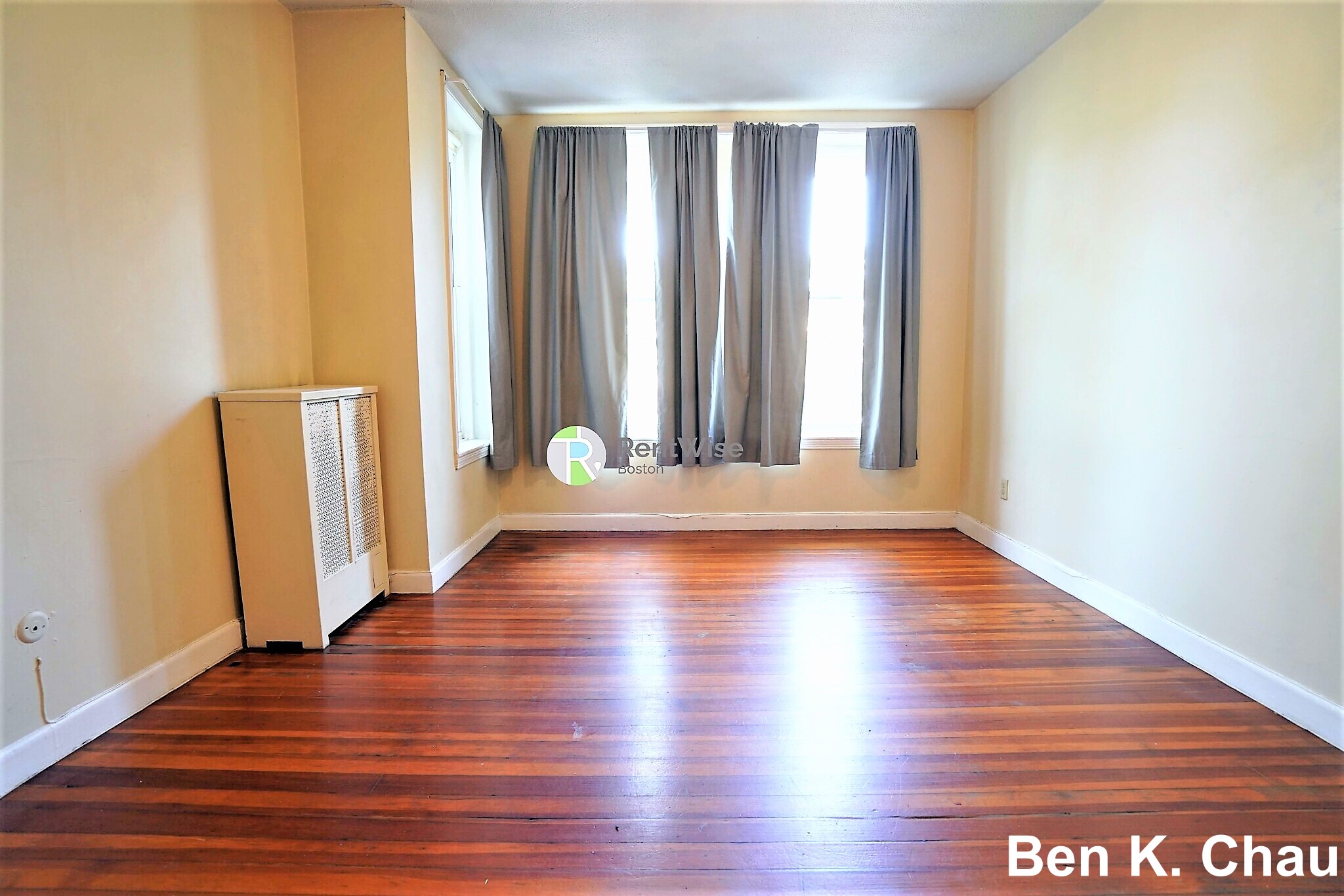 1132 Commonwealth Ave, Allston