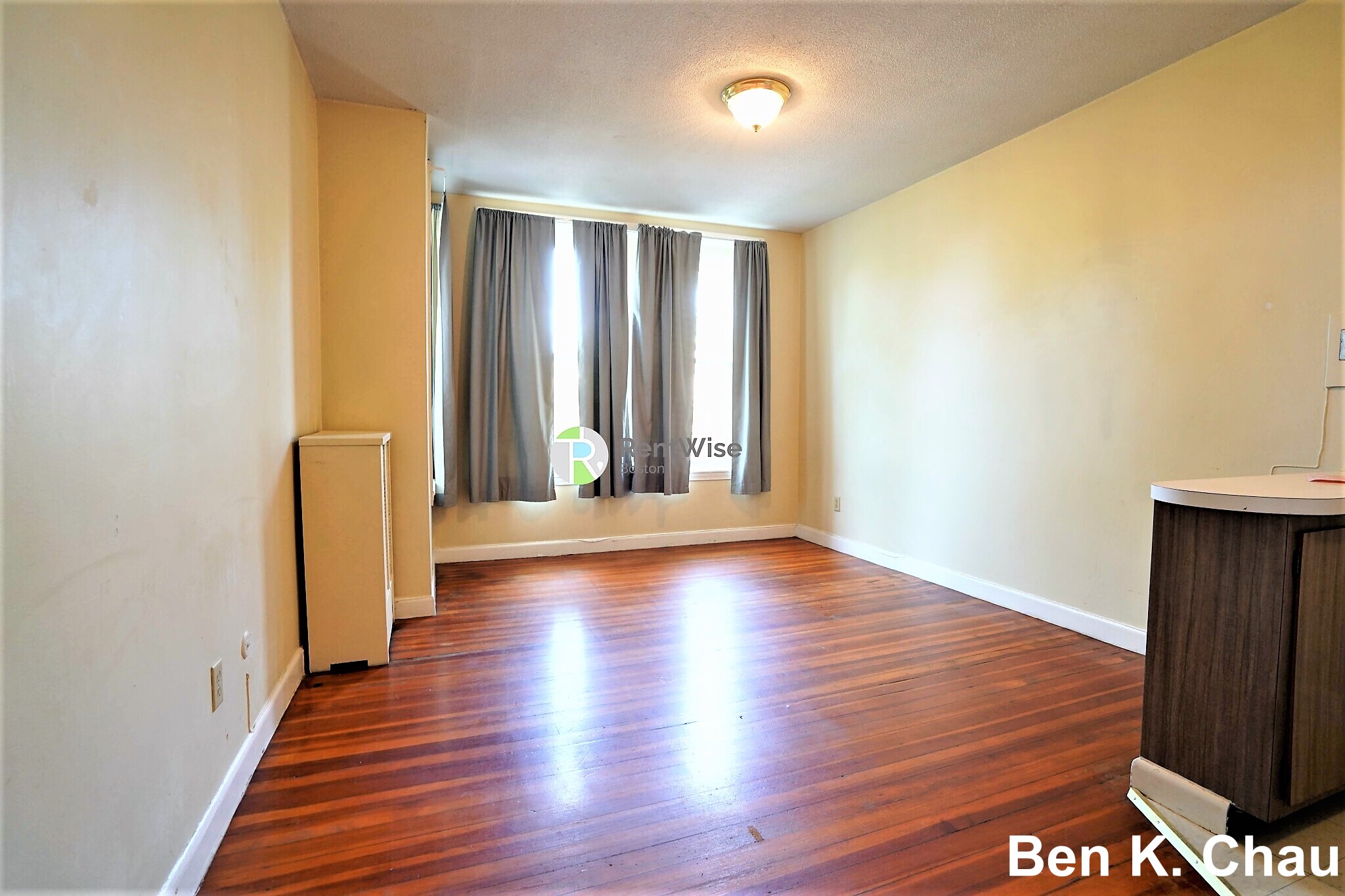 1132 Commonwealth Ave, Allston