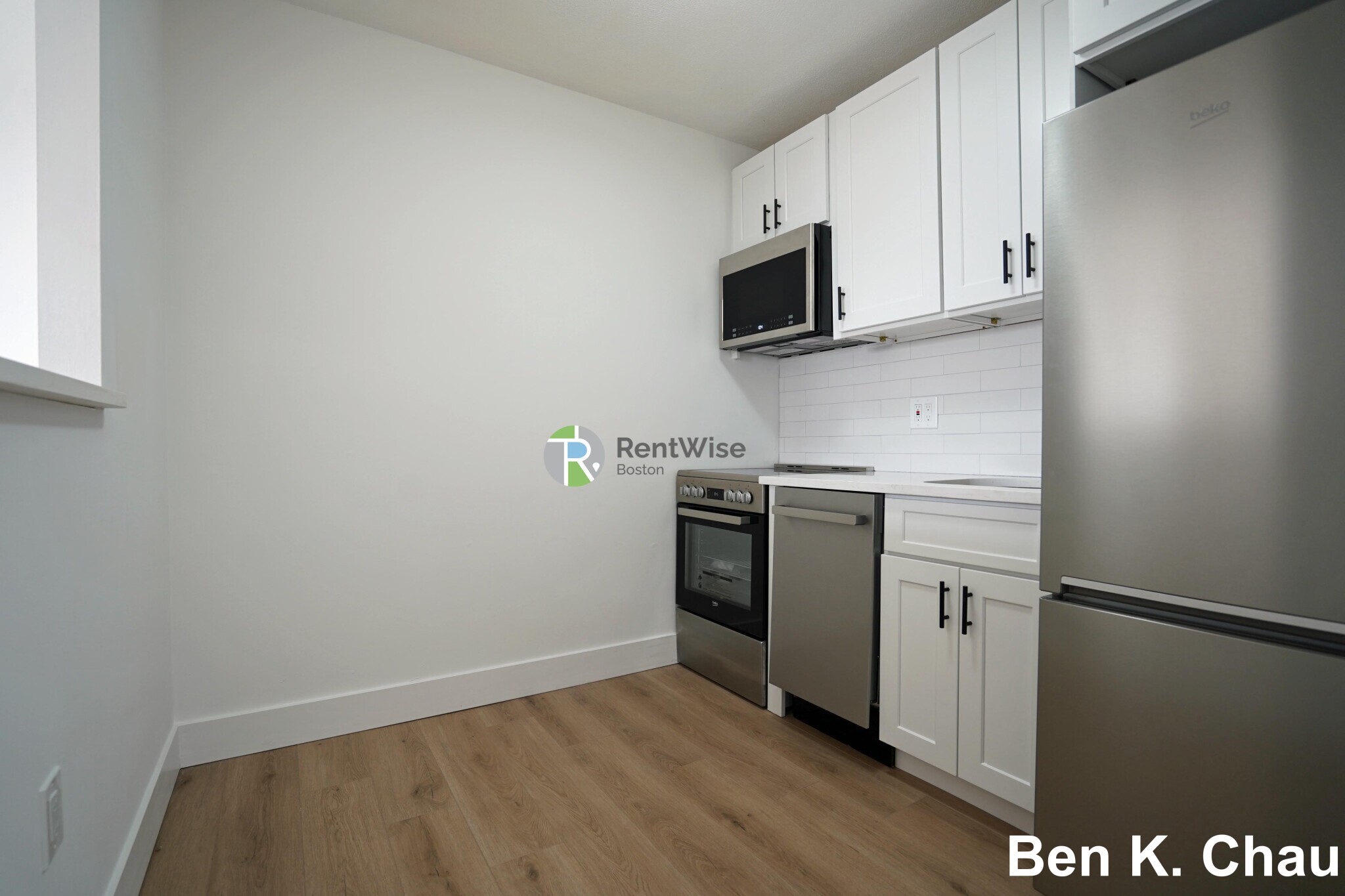 745 6th St, South Boston