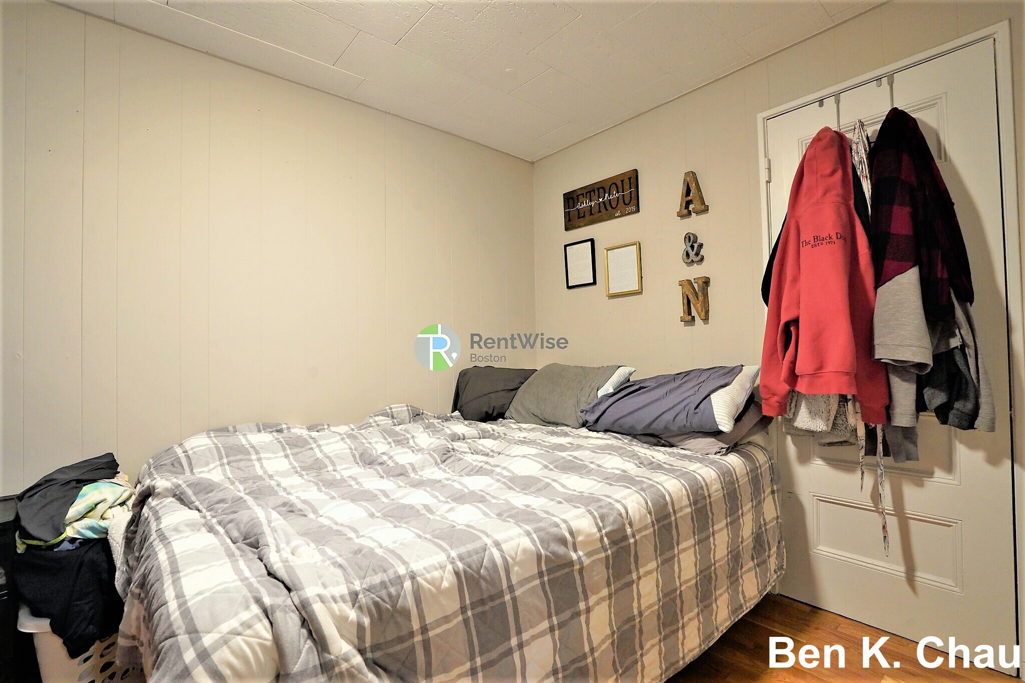 1055 Beacon St, Coolidge Corner