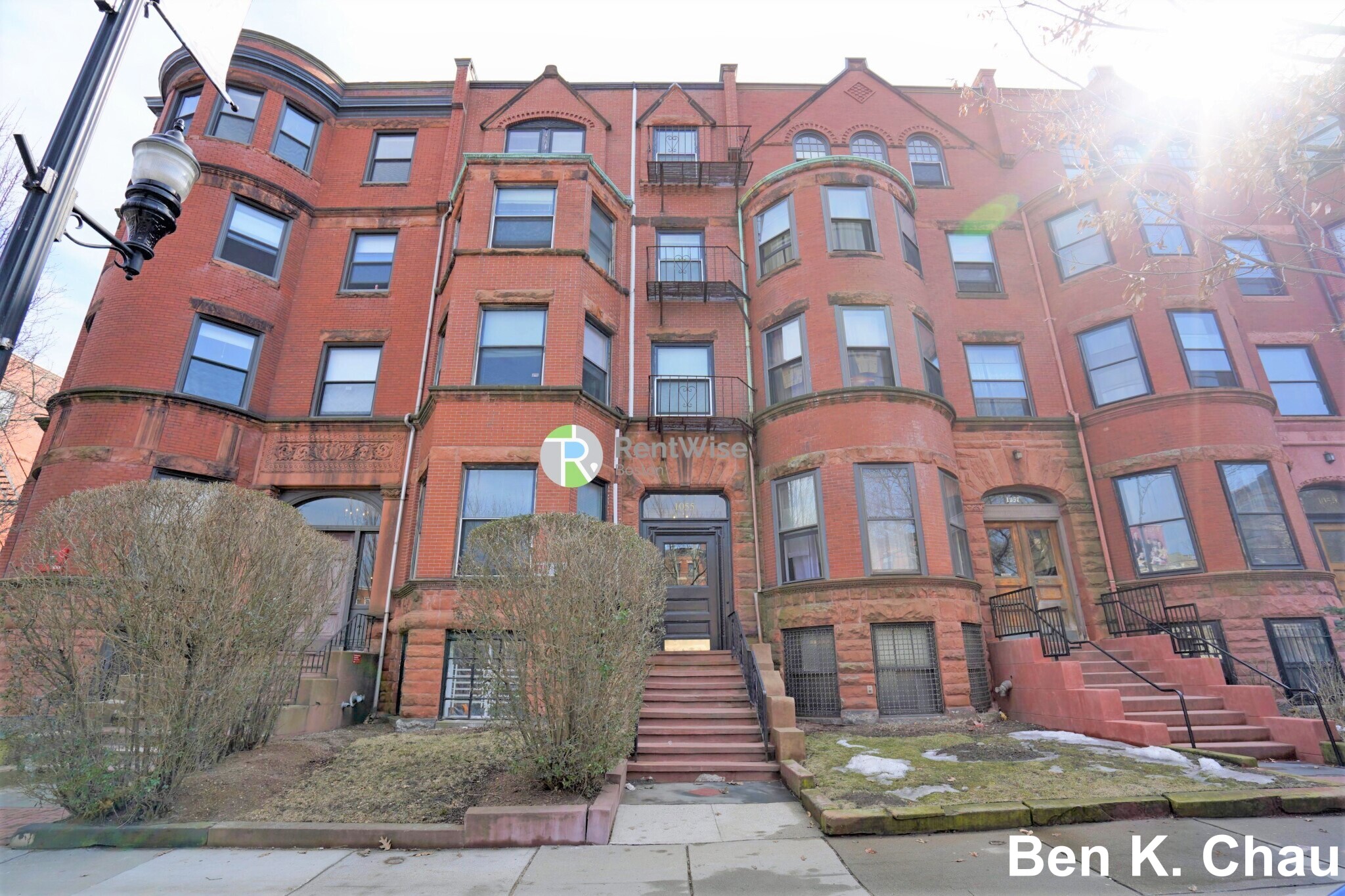 1055 Beacon St, Coolidge Corner