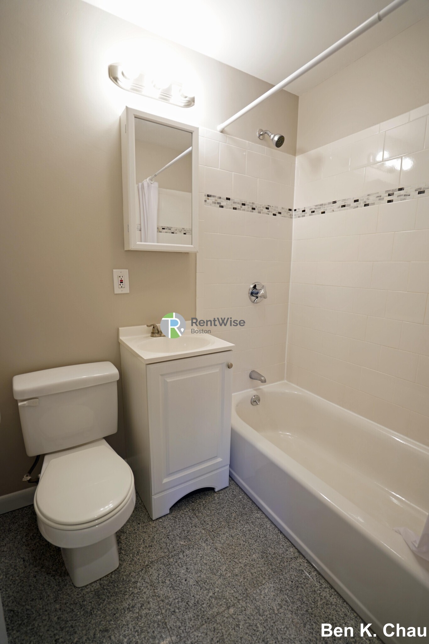 77 Mason Ter, Coolidge Corner