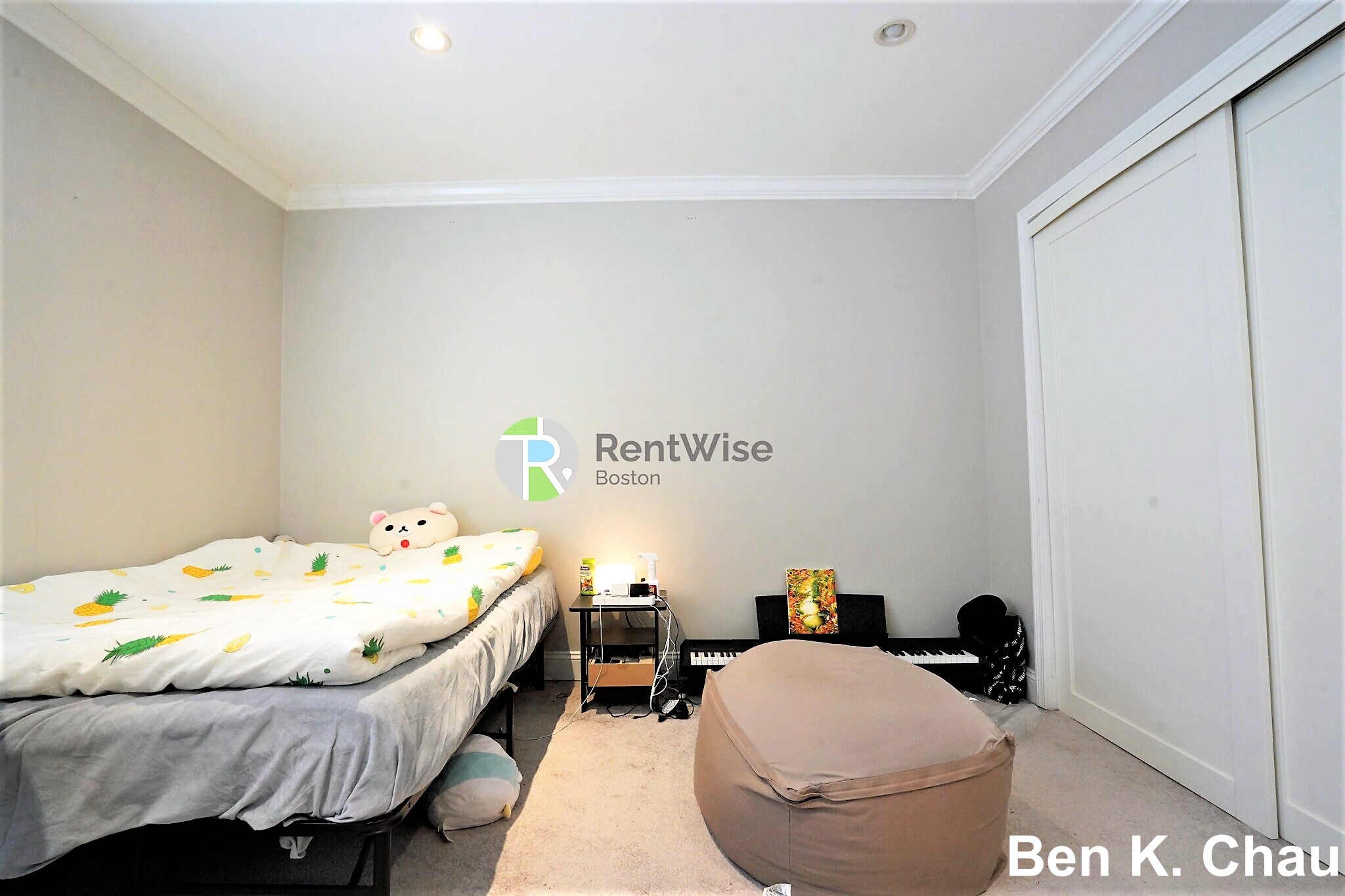 15 North Beacon St, Allston