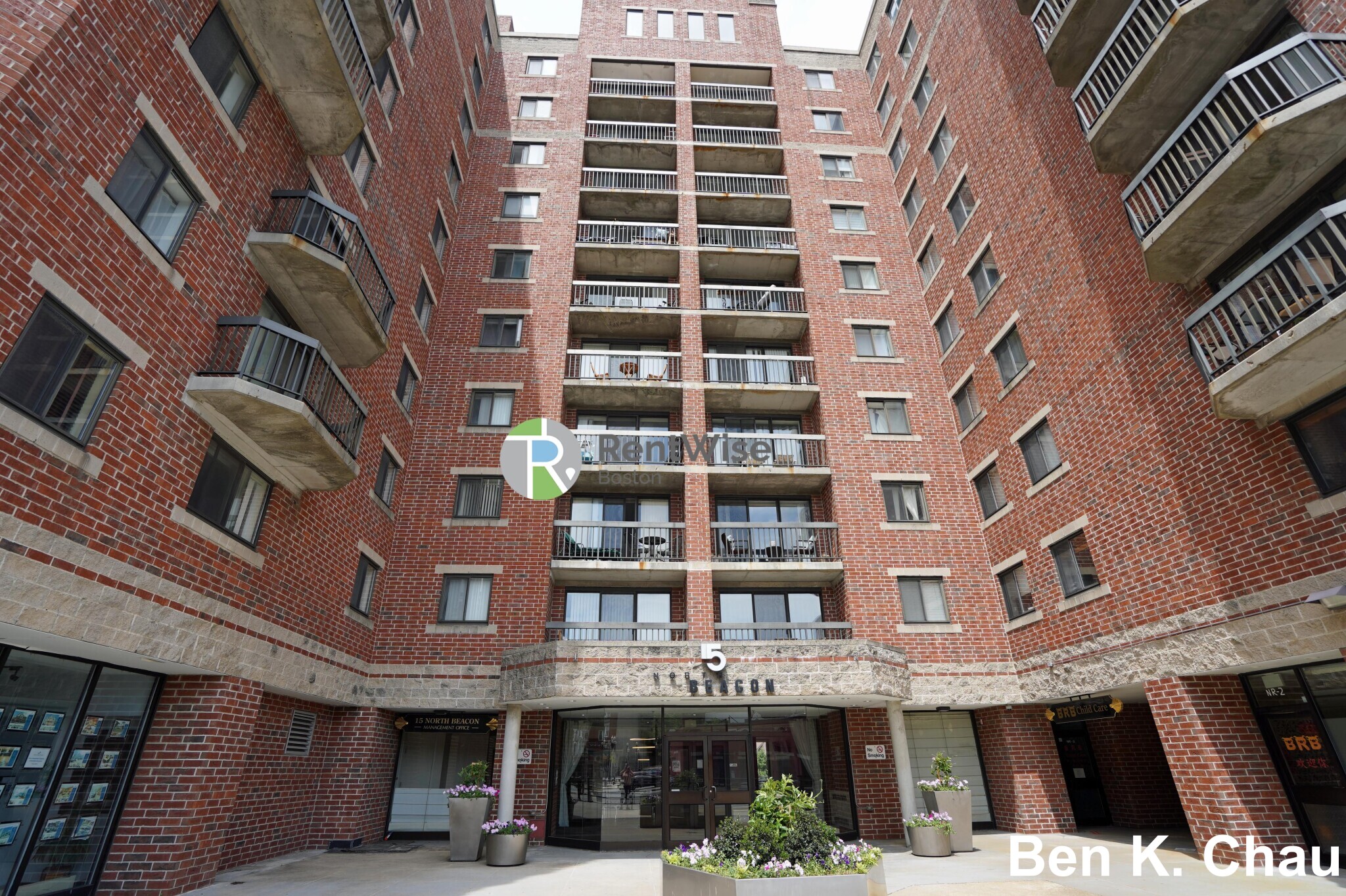 15 North Beacon St, Allston