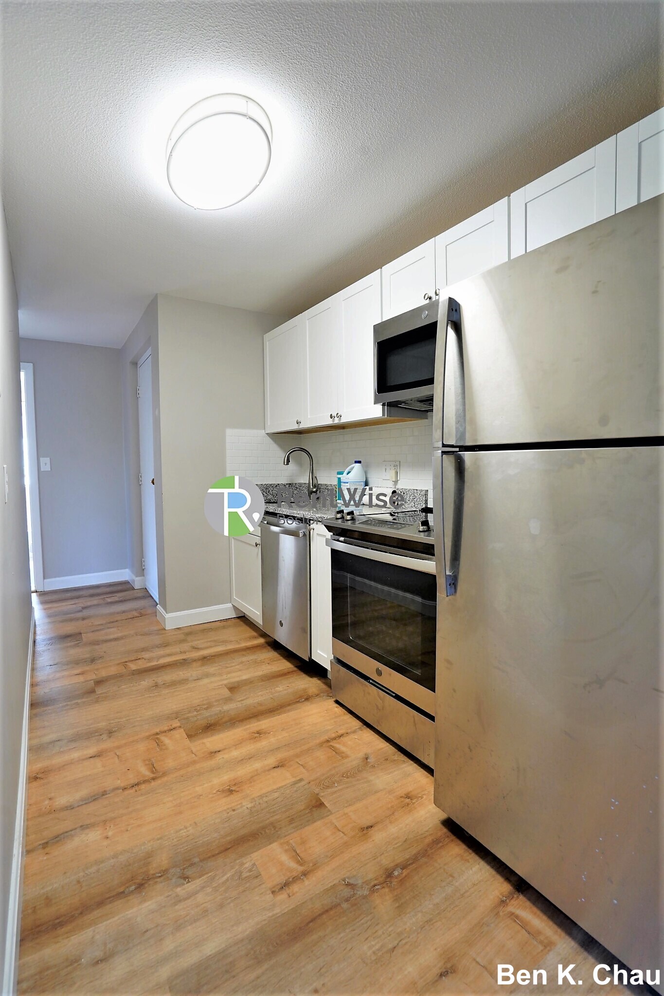 394 Langley Rd, Newton