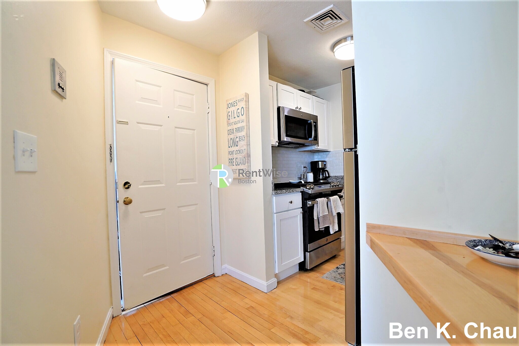 7 Lorraine Ter, Allston