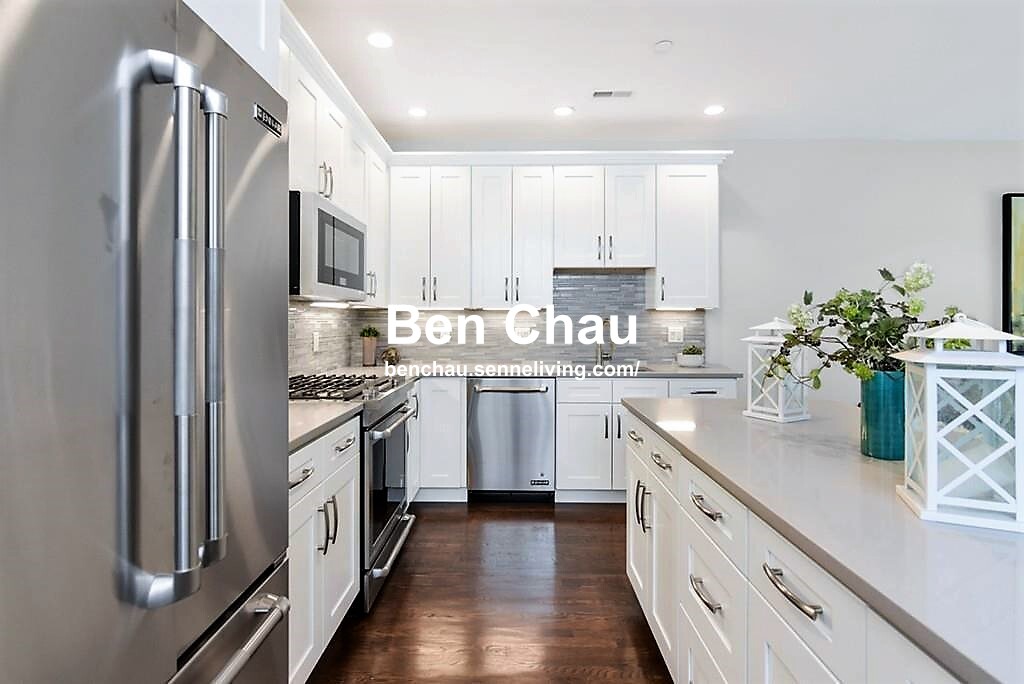 141 6th St, South Boston