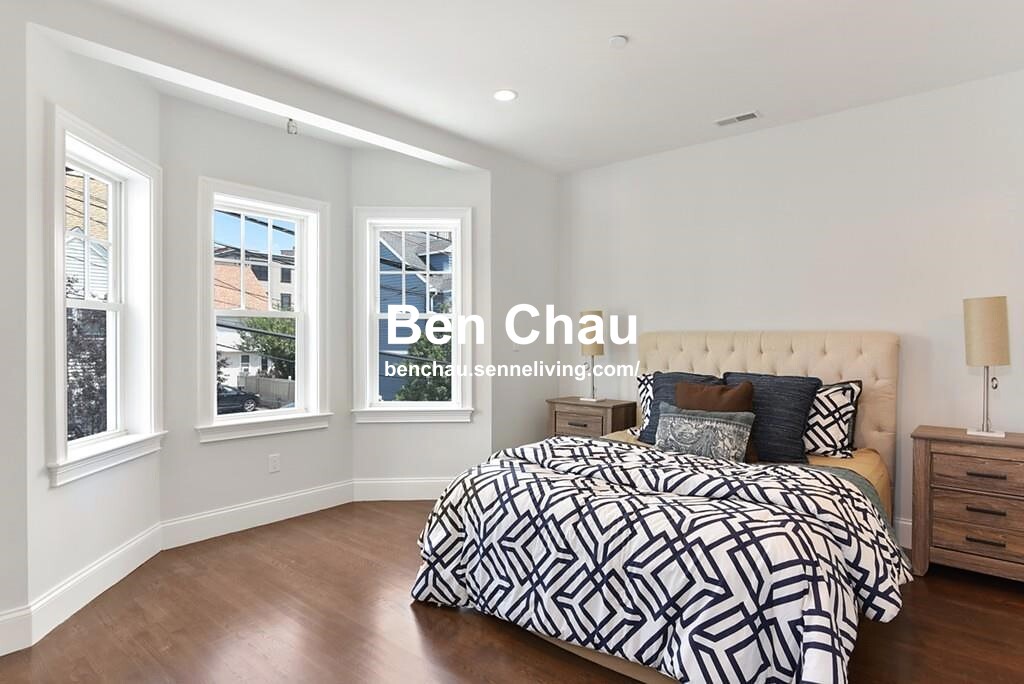 141 6th St, South Boston