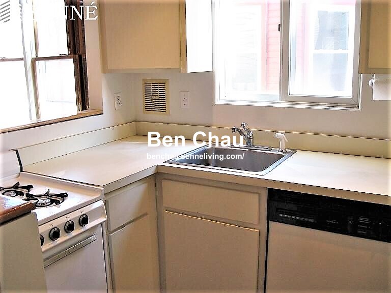 16 Upland Rd, Porter Square