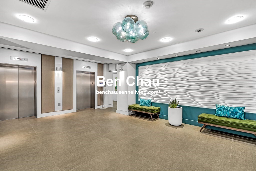 234 Causeway St, West End