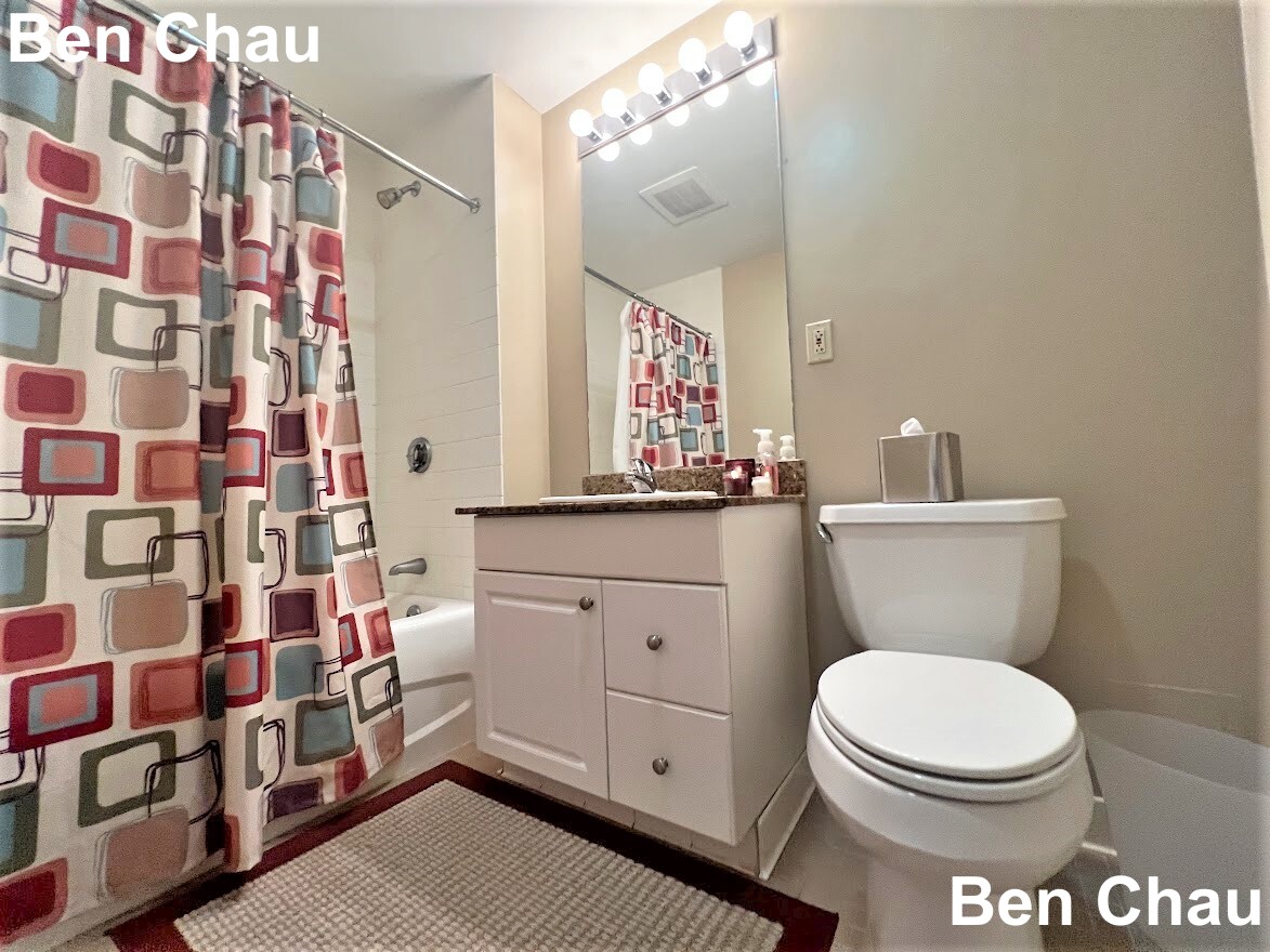 234 Causeway St, West End