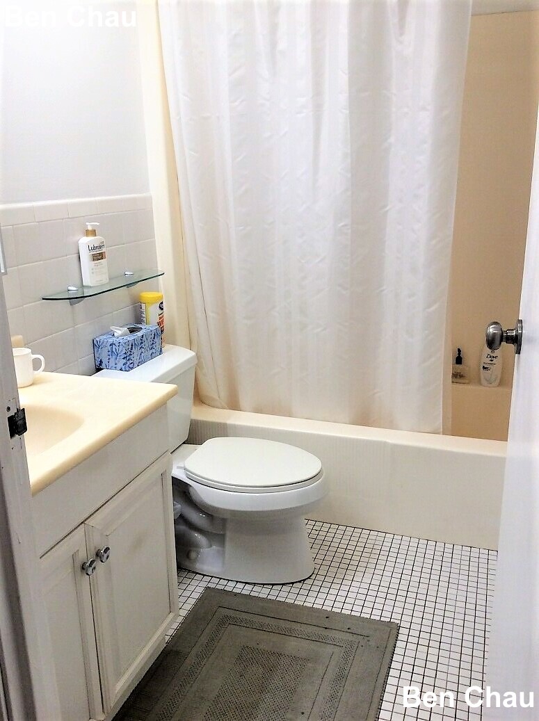 2353 Massachusetts Ave, North Cambridge