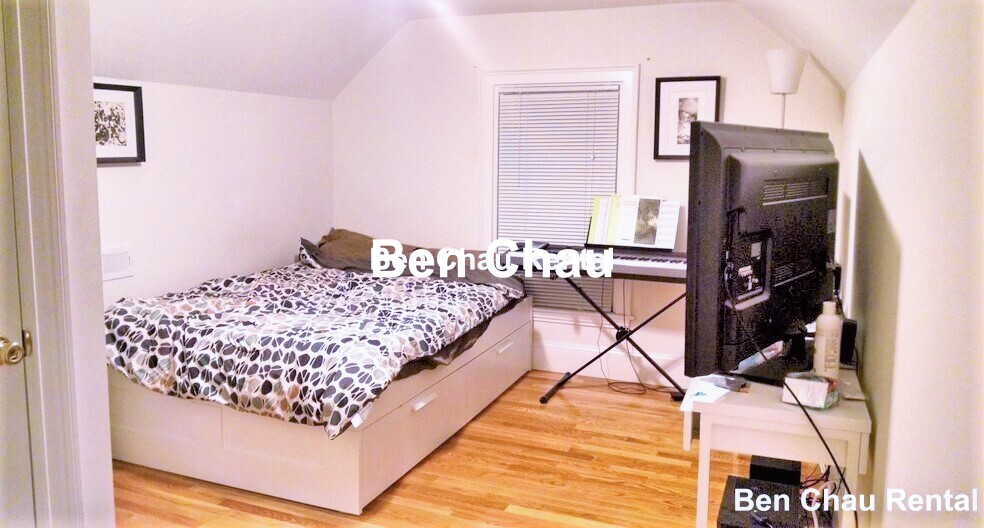 22 Concord Ave, Inman Square