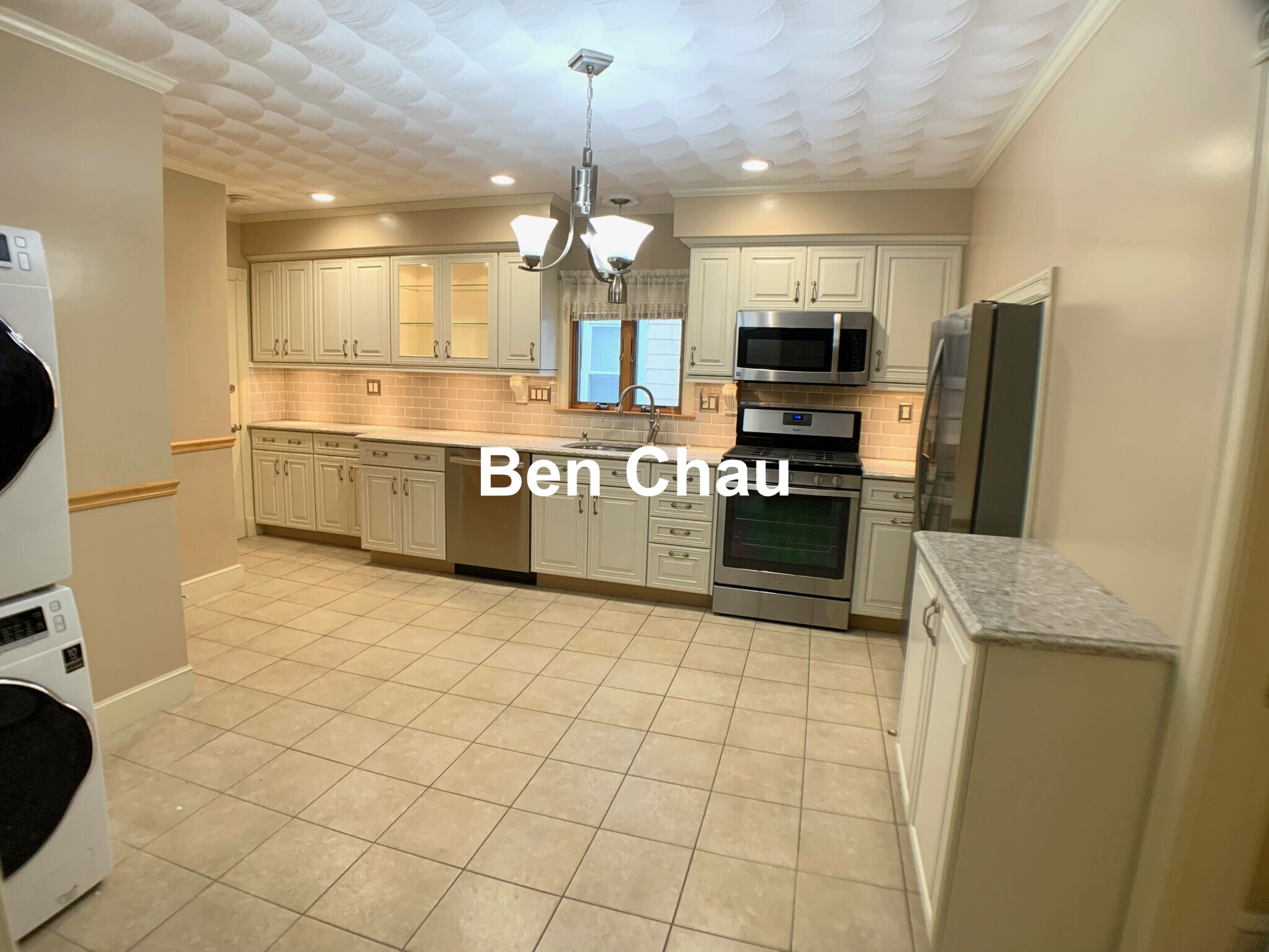 182 Cedar St, Powder House Square