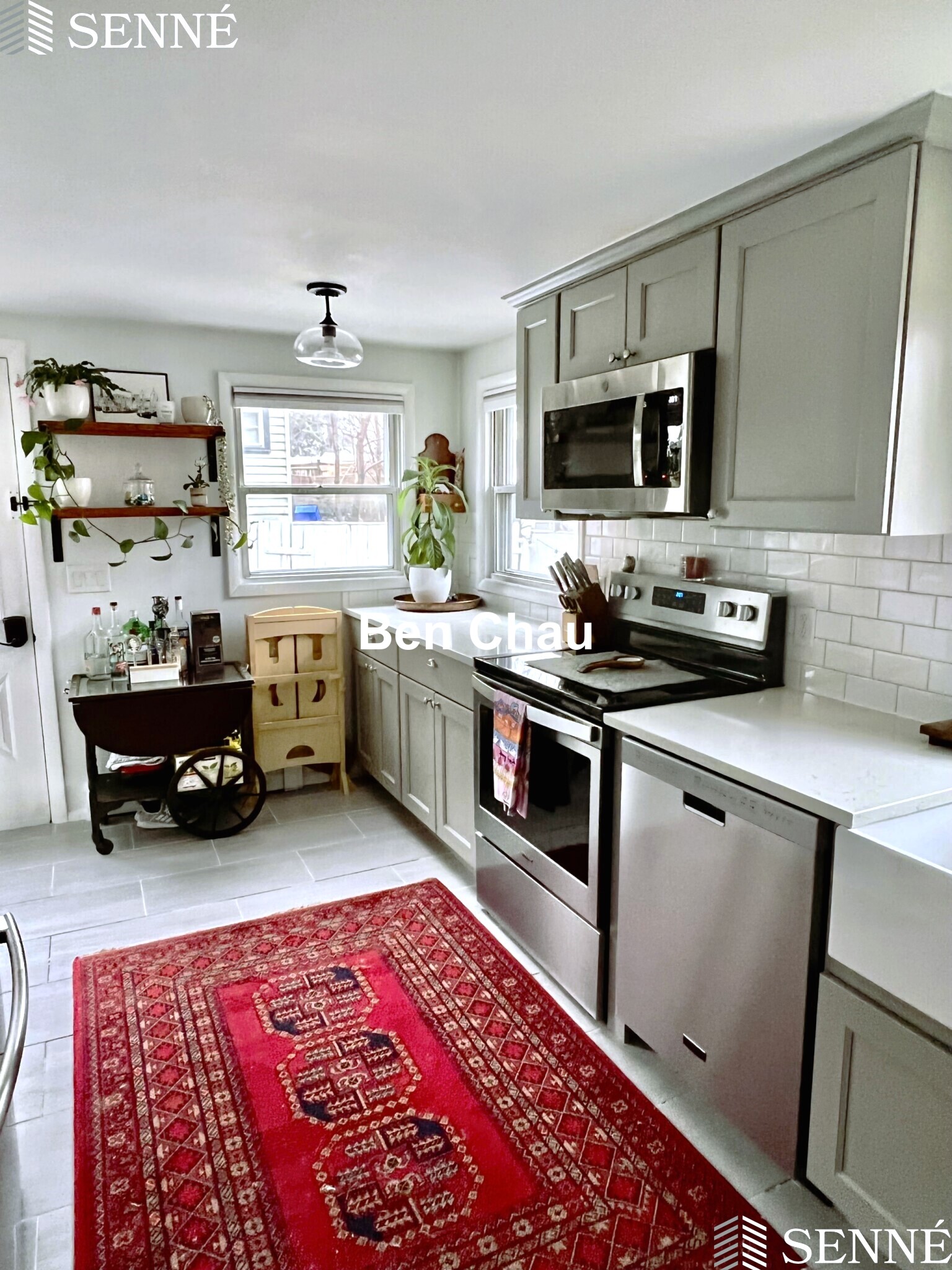 174 Seminole Ave, Lakeview