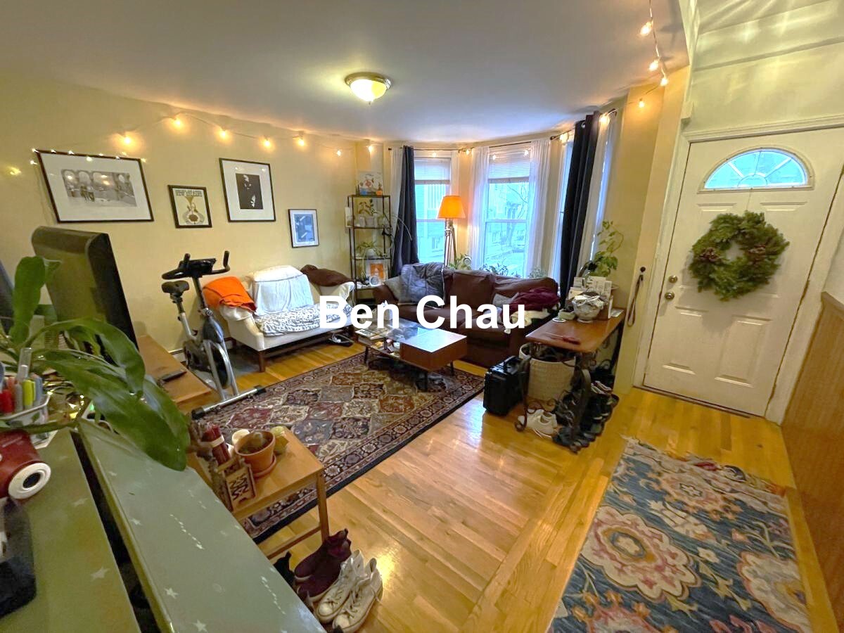 170 Putnam Ave, Cambridgeport