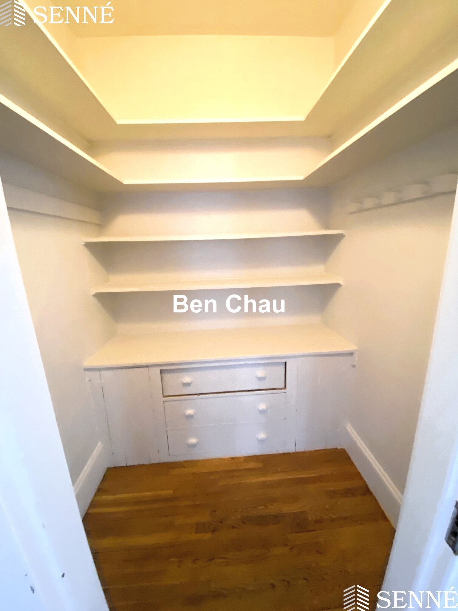 1039 Mass Ave, Harvard Square