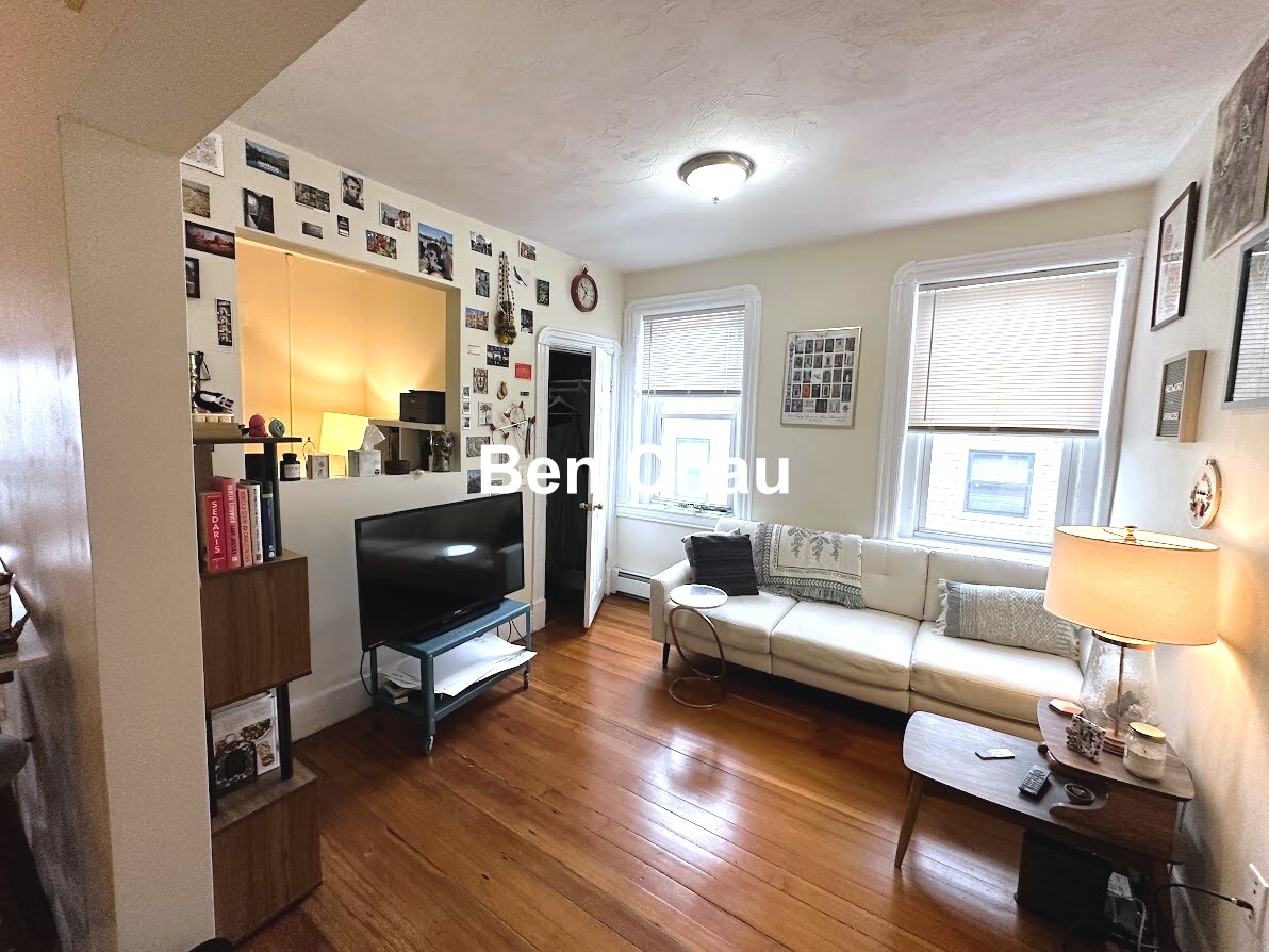 1056 Cambridge St, Inman Square