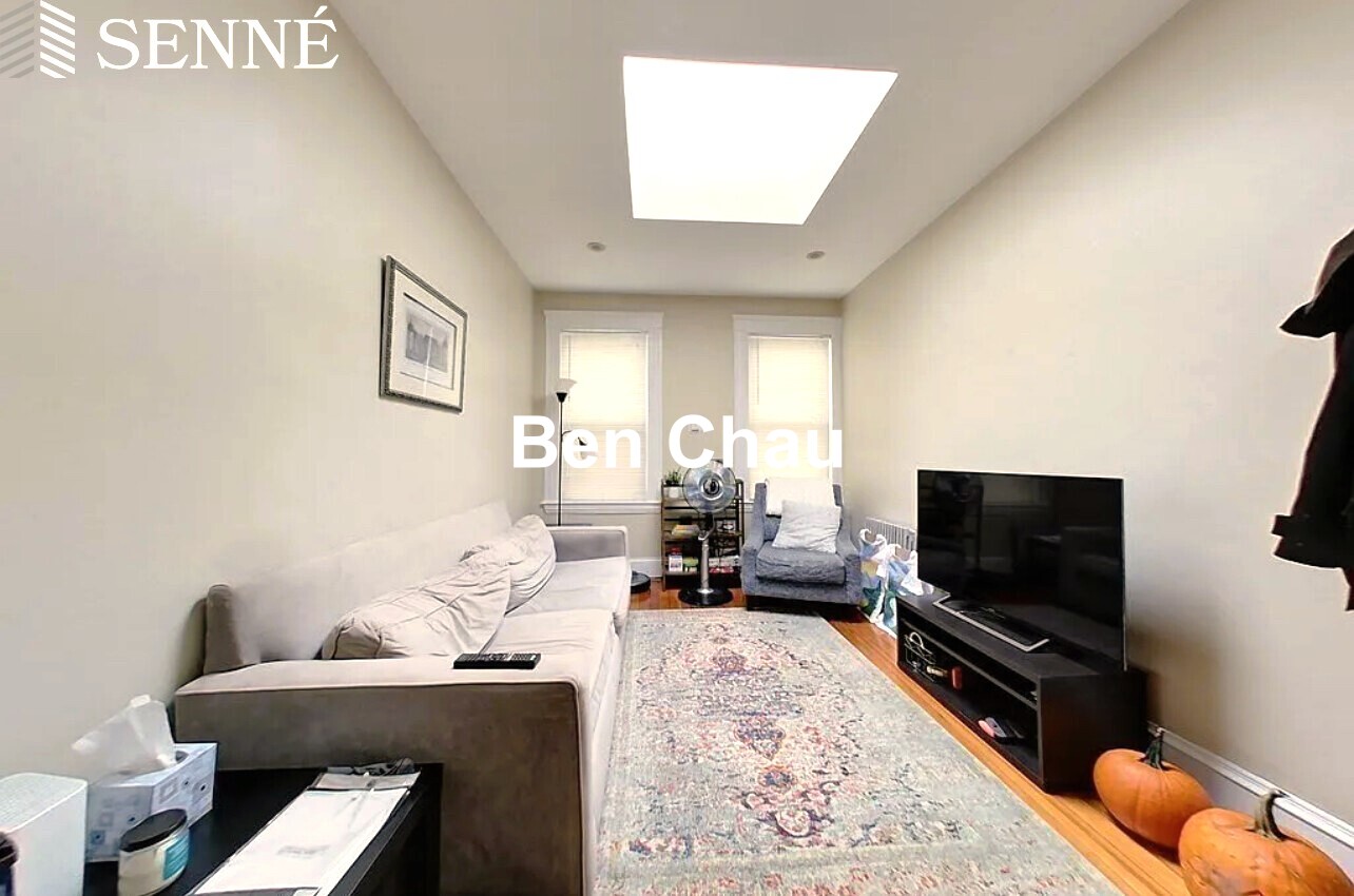 361 Washington St, The Port