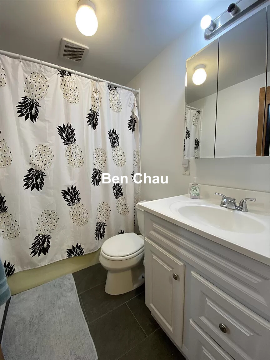 94 Beacon St, Ward Two