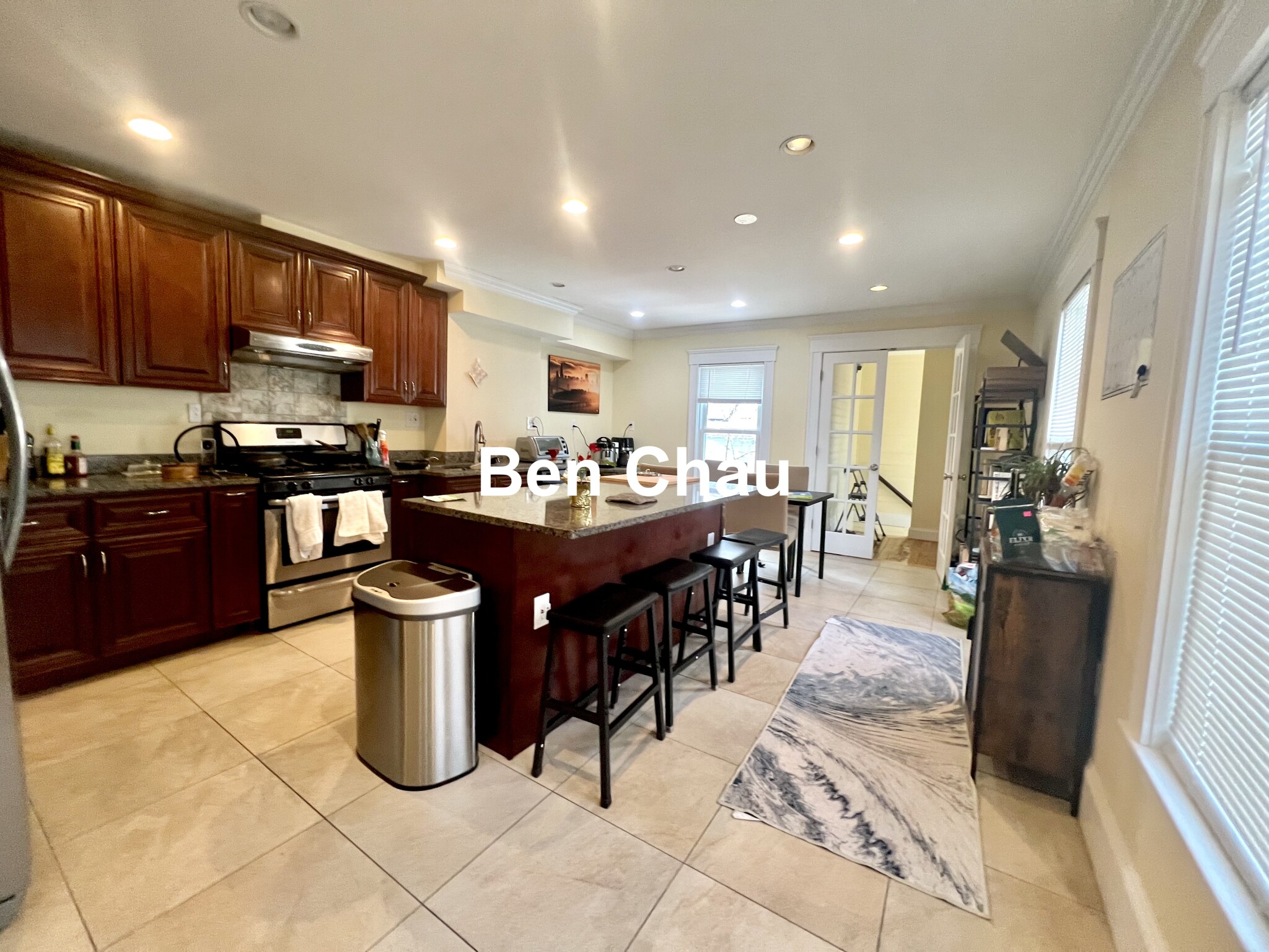 27 Essex St, The Port