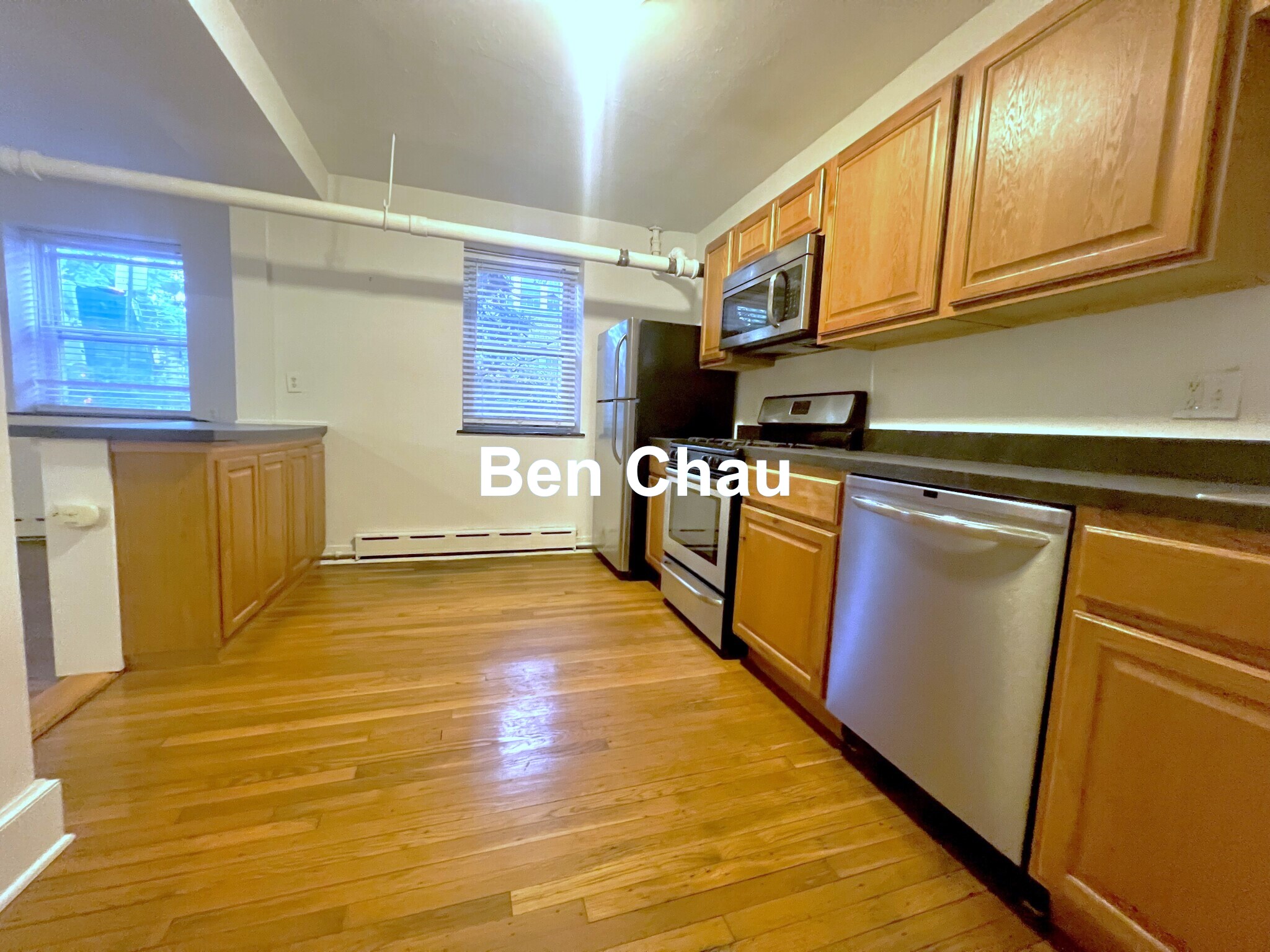 395 Broadway, Mid-Cambridge