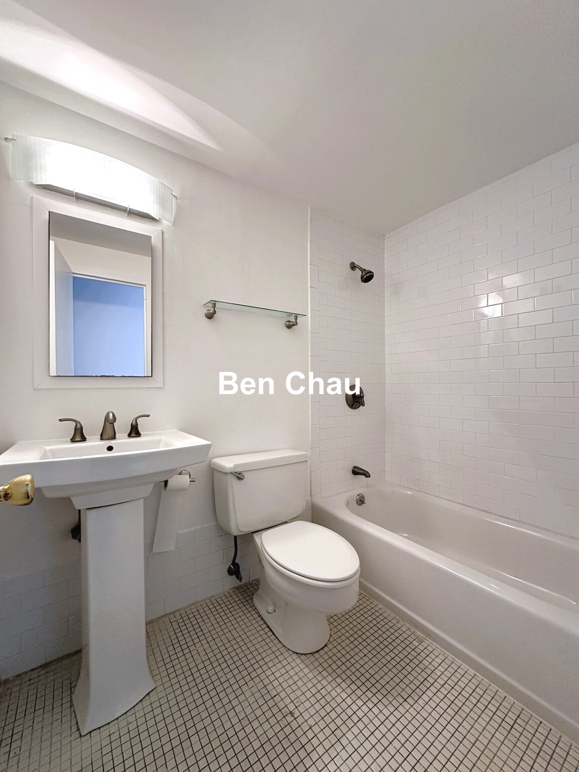 1105 Massachusetts Ave, Harvard Square