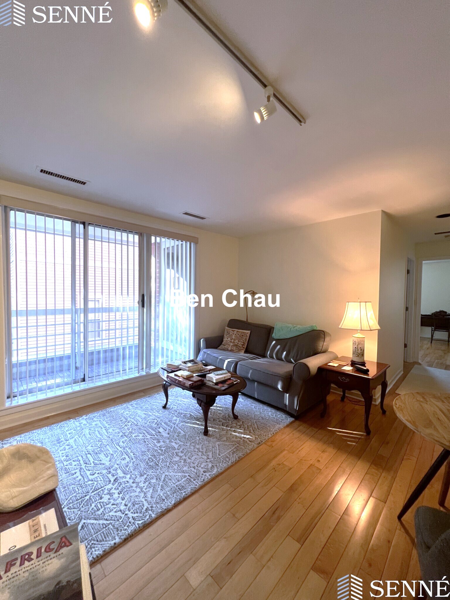 2 Chestnut St, Cambridgeport
