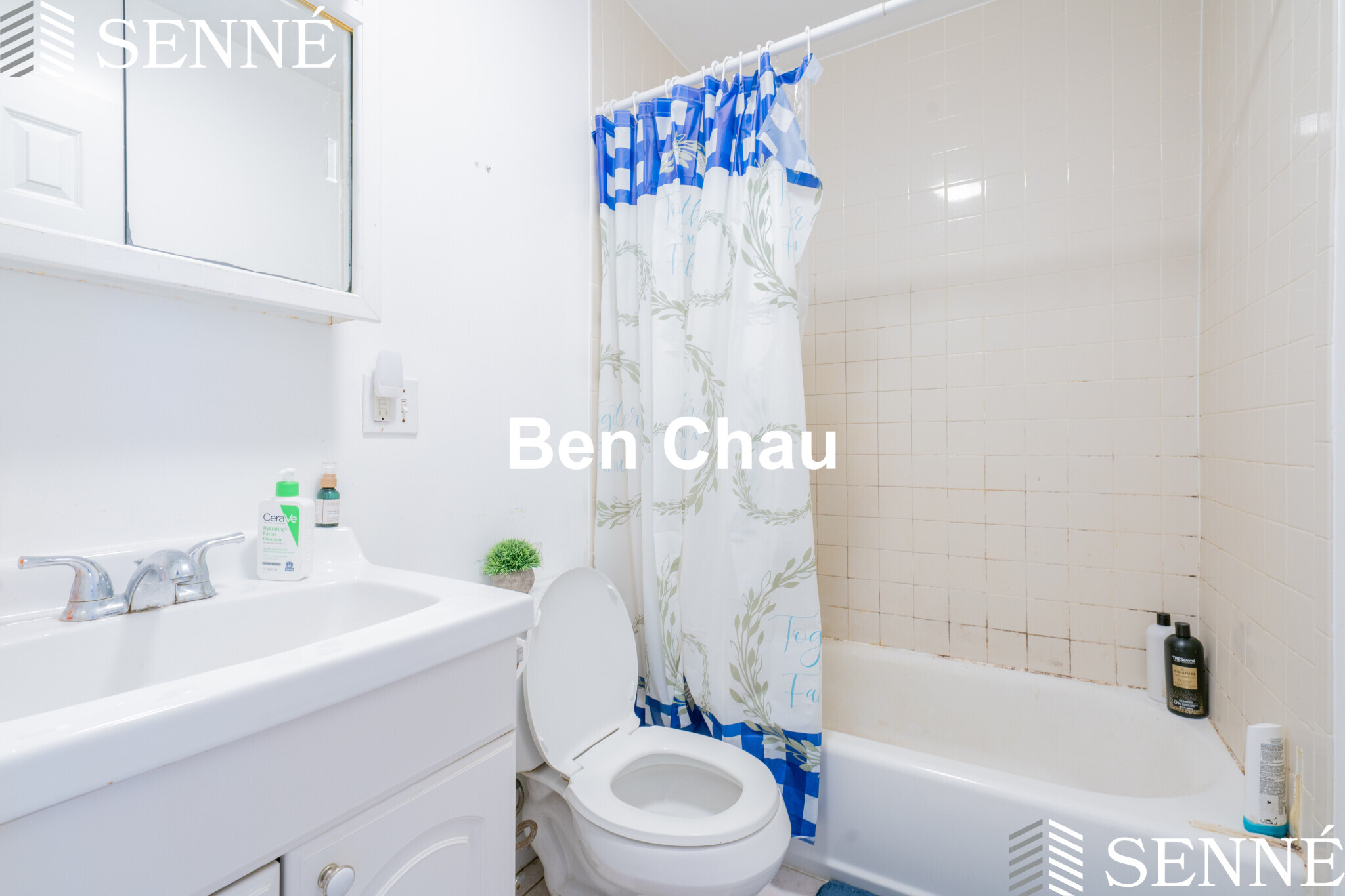 363 Cardinal Medeiros Ave, Wellington-Harrington