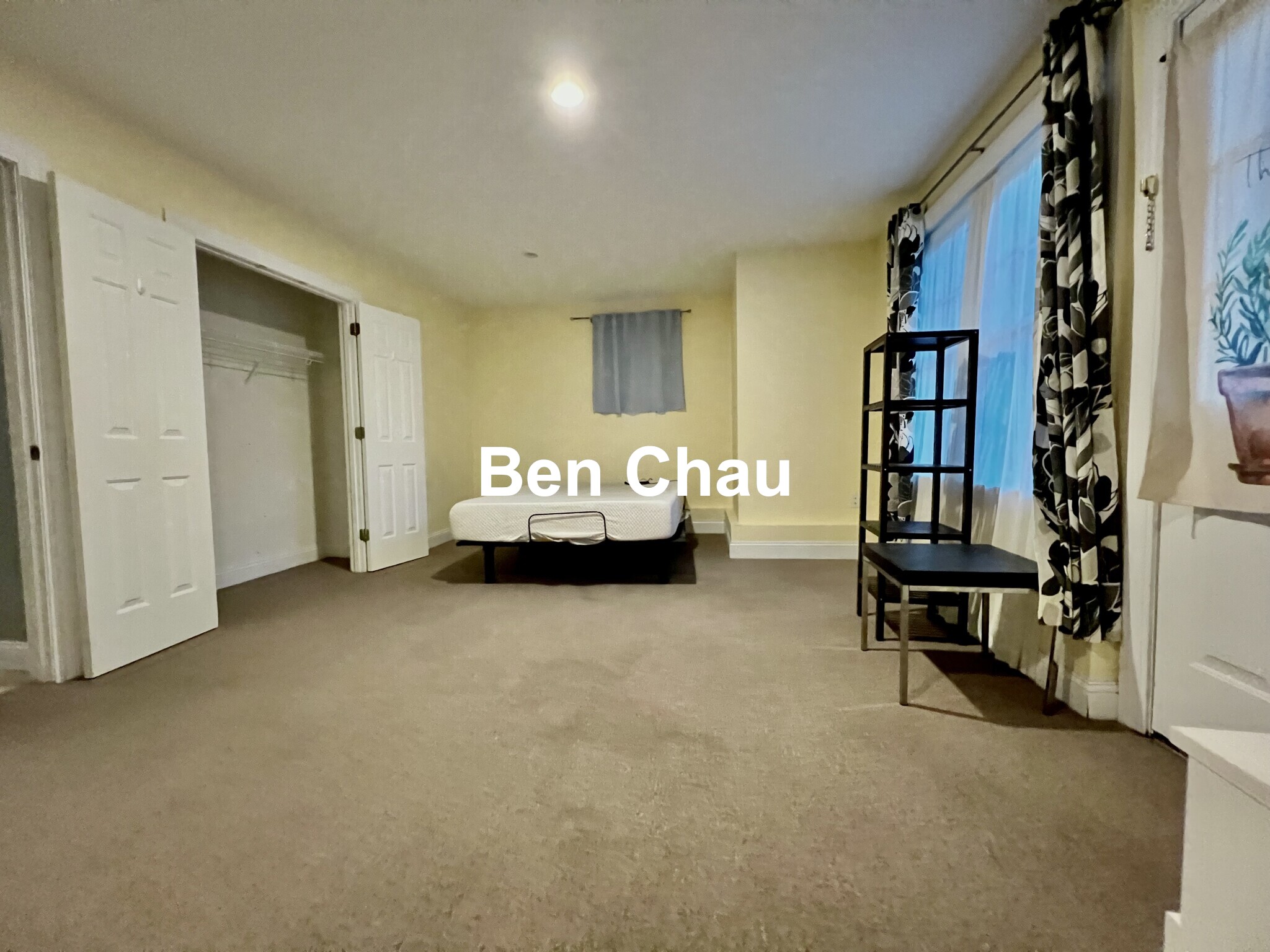 384 Washington St, Ward Two