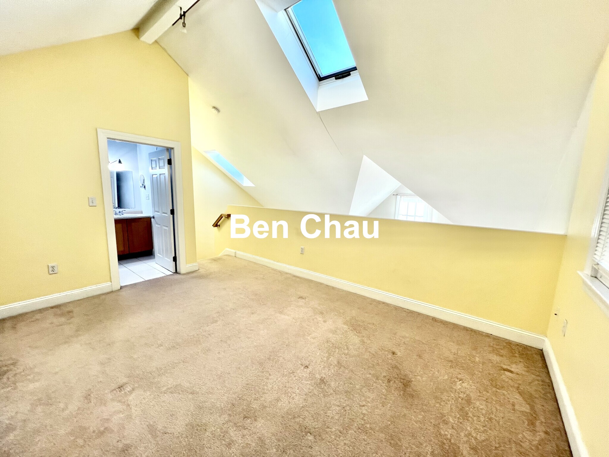 384 Washington St, Ward Two