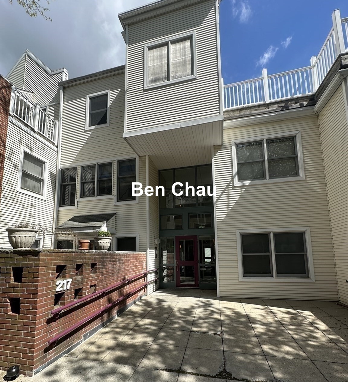 217 Thorndike St, East Cambridge