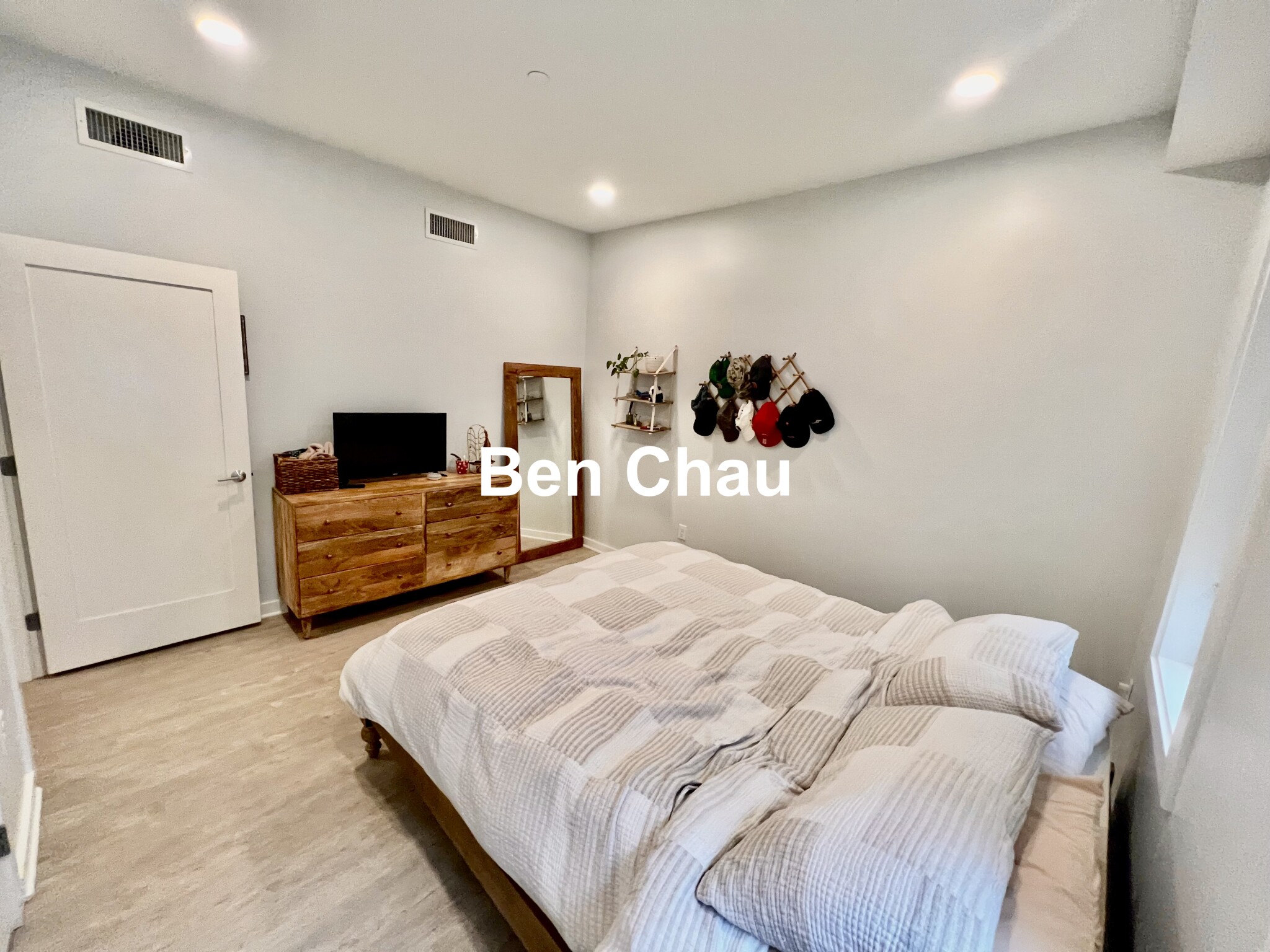 14 Ward St, Ward Two