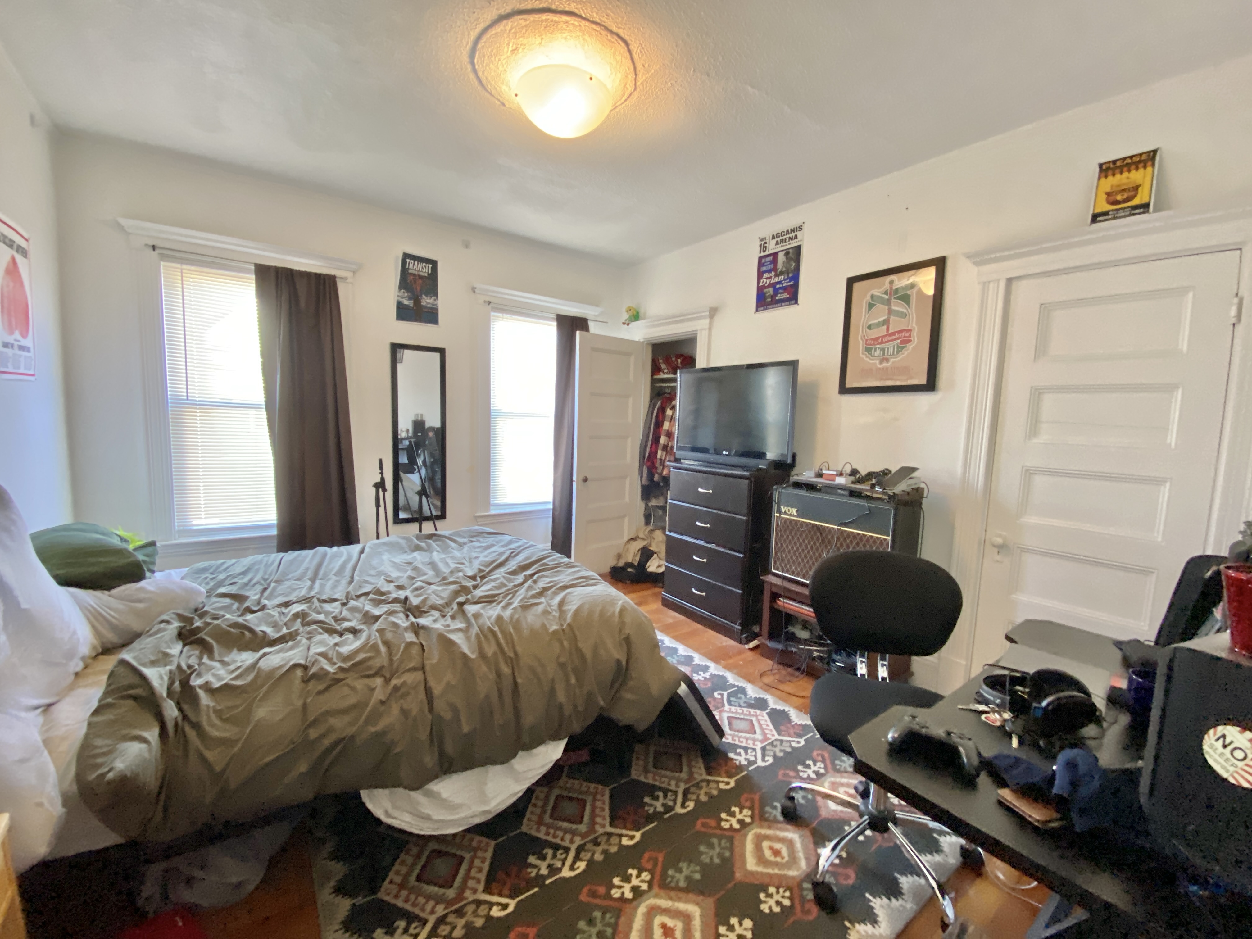 4 bed, 2 bath apartment for rent at 34 Brainerd Rd Unit 1, Allston — photo 59 of 66