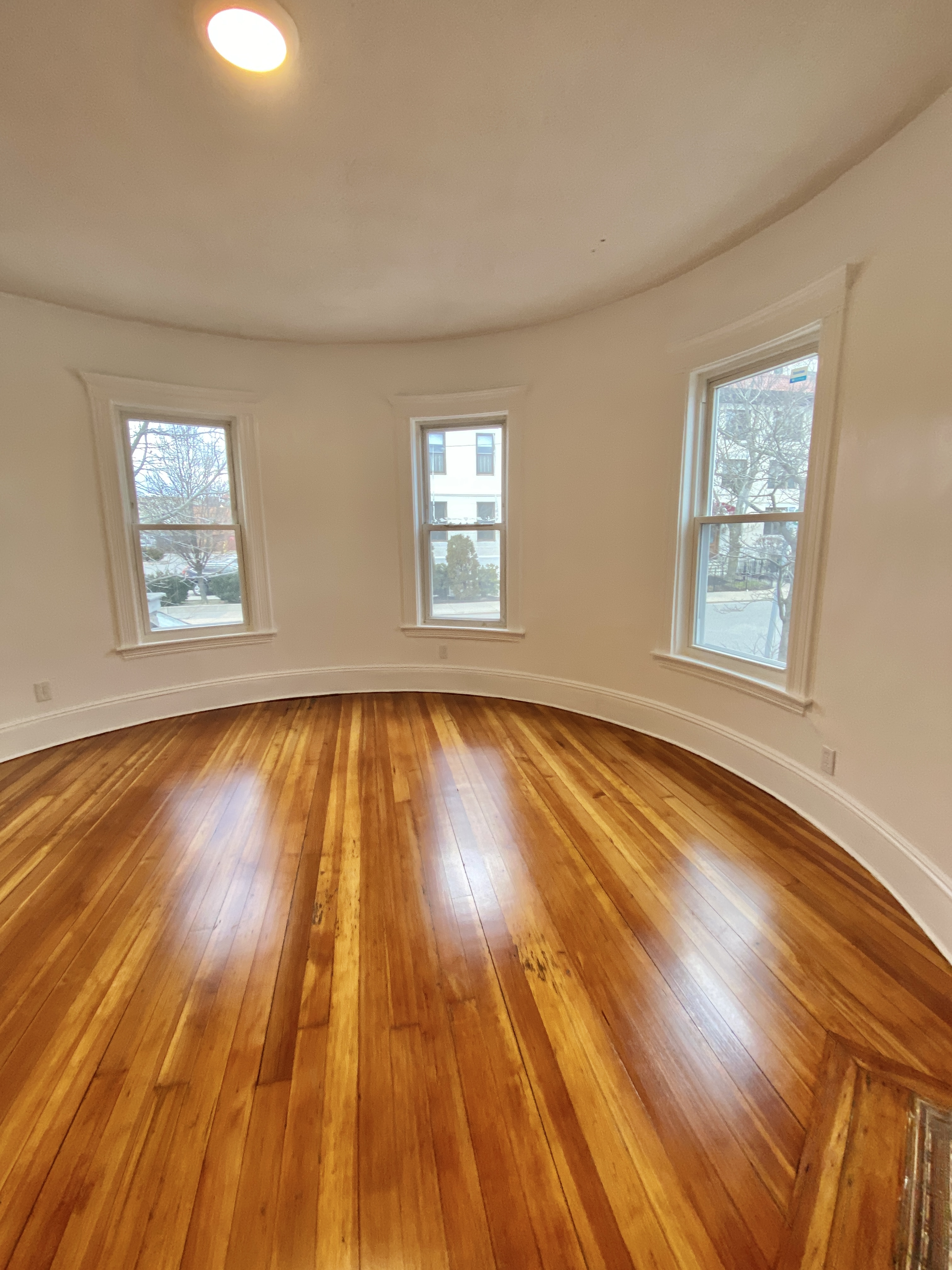 4 bed, 2 bath apartment for rent at 34 Brainerd Rd Unit 1, Allston — photo 9 of 66