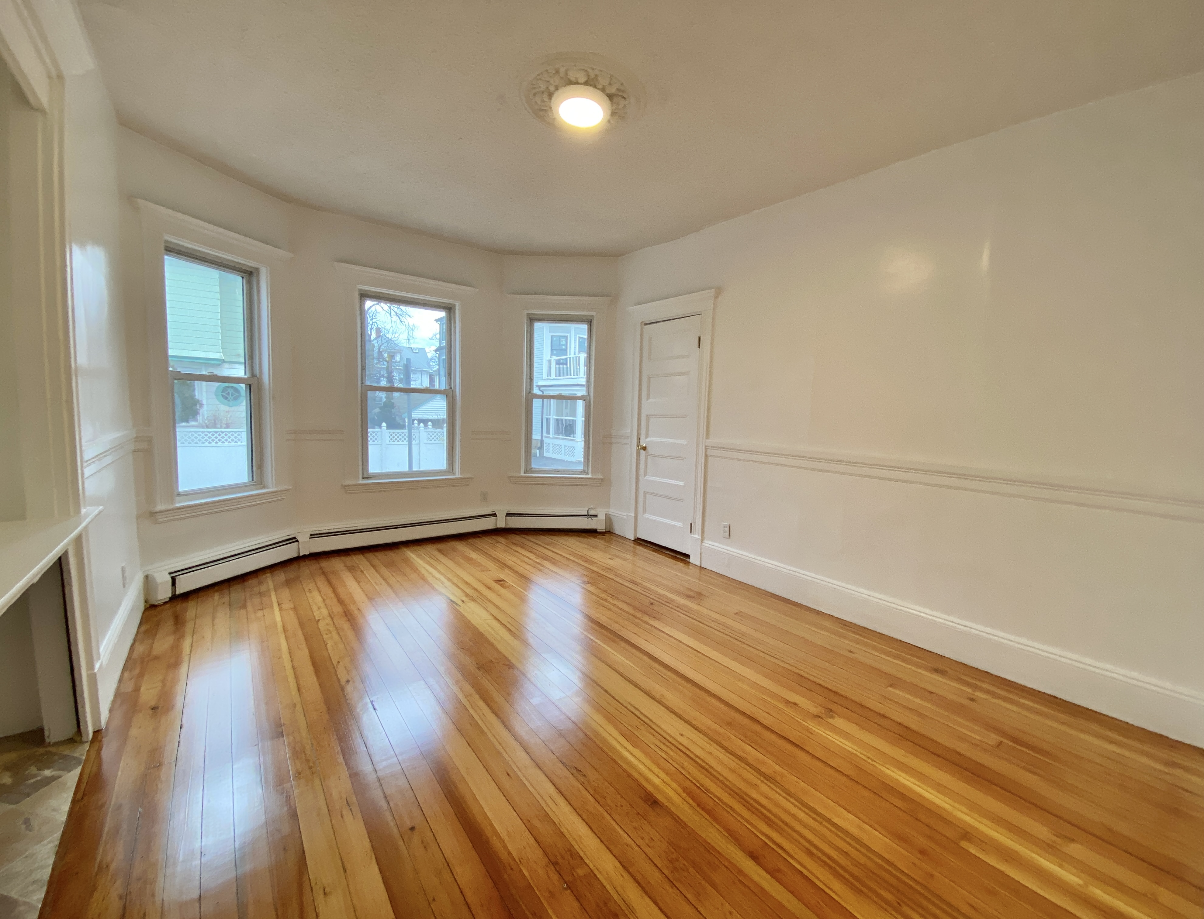 4 bed, 2 bath apartment for rent at 34 Brainerd Rd Unit 1, Allston — photo 26 of 66
