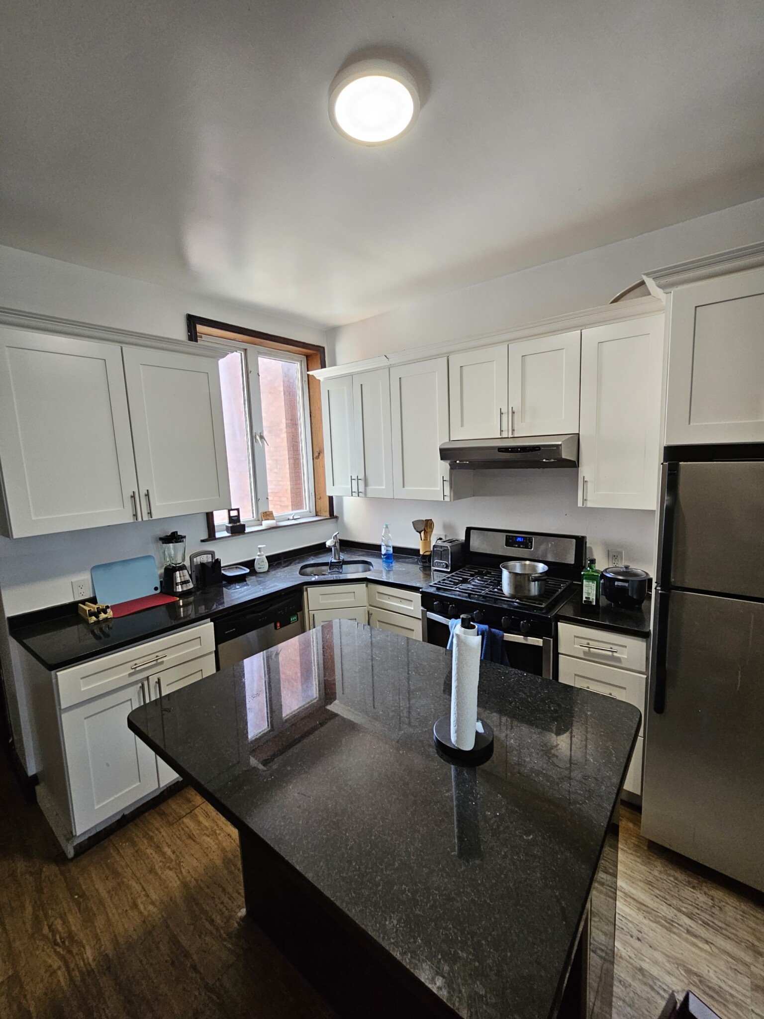 526 Harvard St, North Brookline