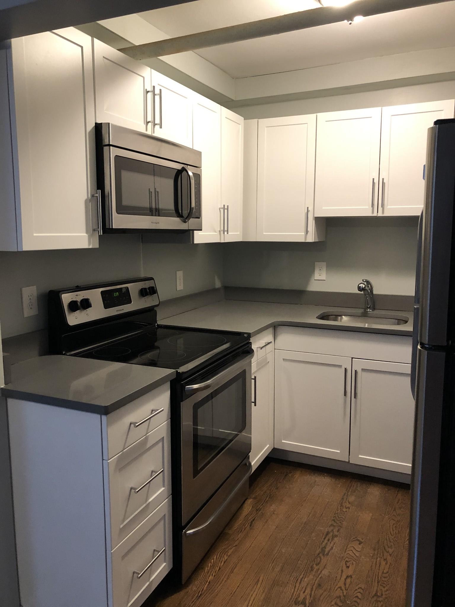 45 Carlton St, Longwood