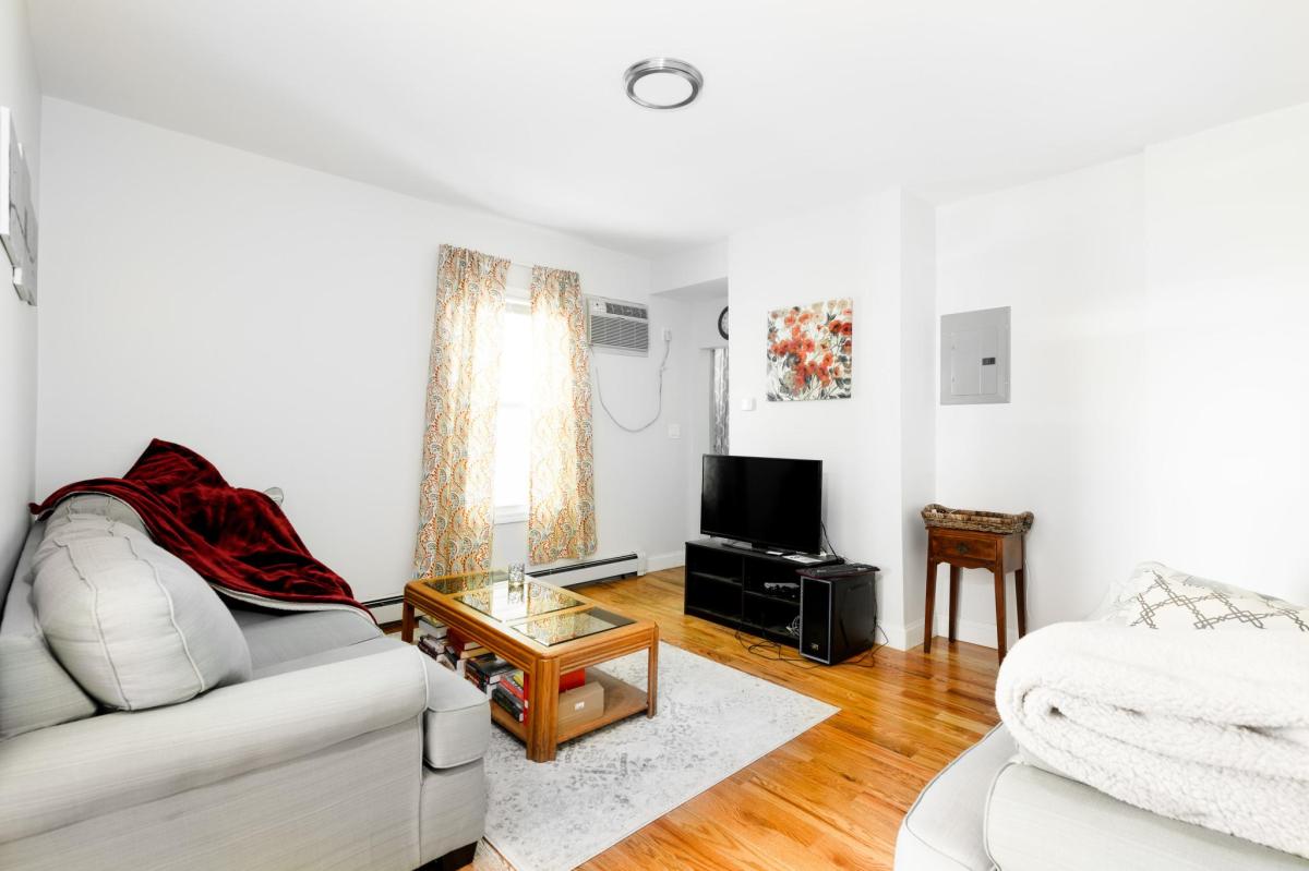 417 Cardinal Medeiros Ave, East Cambridge