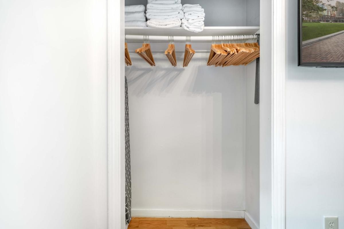 12 Foster St, North End