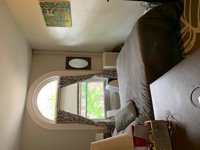 45 Carlton St, Longwood