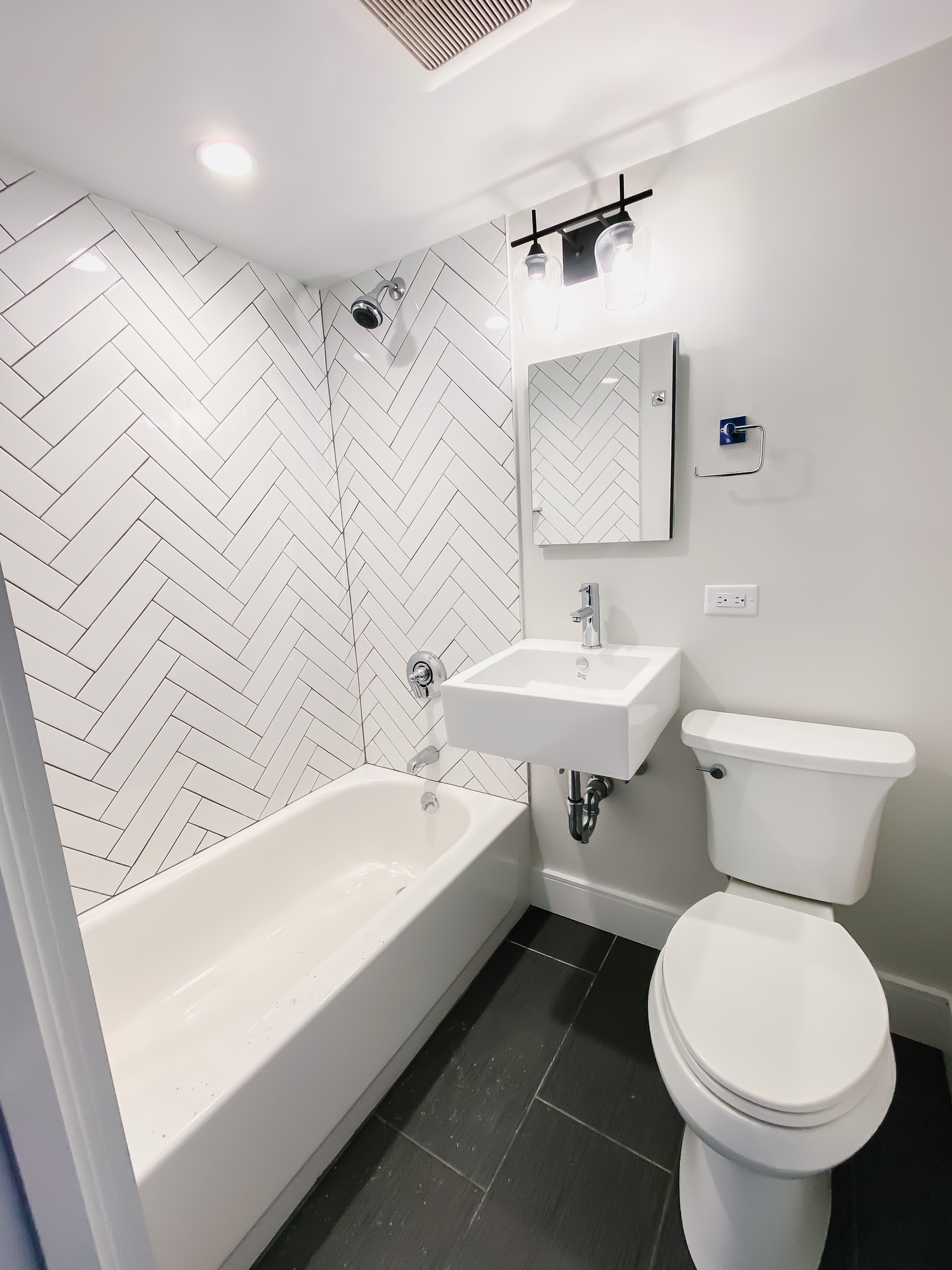 1 bed, 1 bath apartment for rent at 366 Hanover St Unit 9, North End — photo 4 of 11