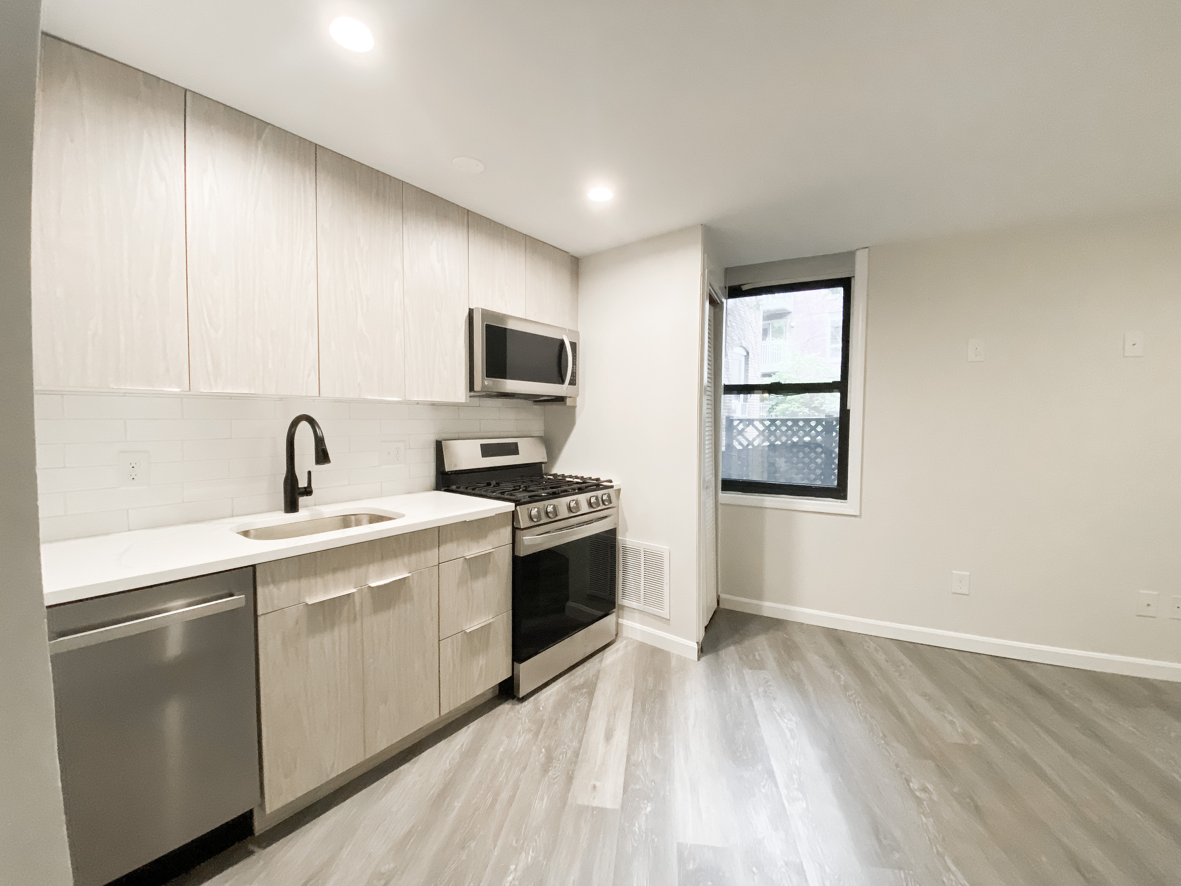 2 bed, 1 bath apartment for rent at 125 Salem St Unit 11, North End — photo 2 of 6