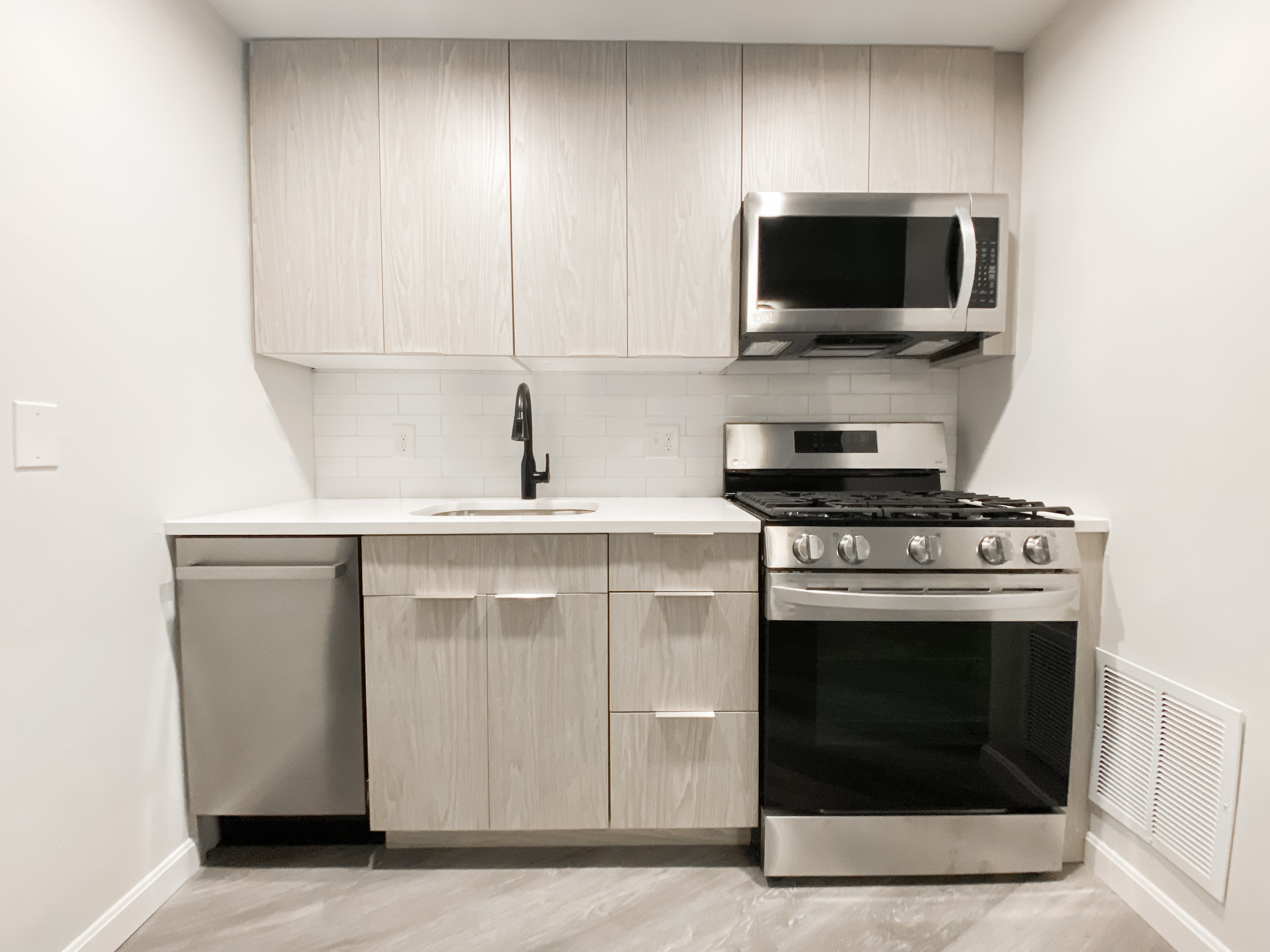 2 bed, 1 bath apartment for rent at 125 Salem St Unit 11, North End
