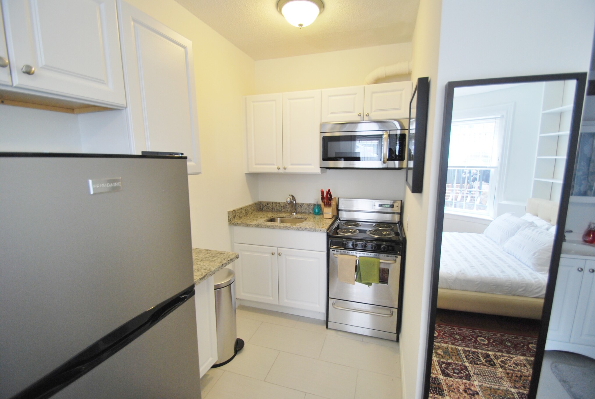 538 East Broadway, South Boston