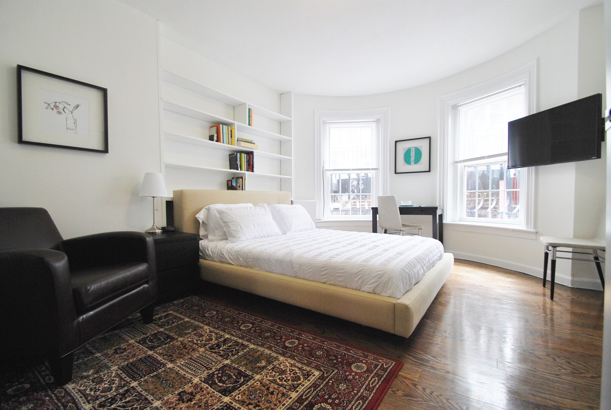 538 East Broadway, South Boston