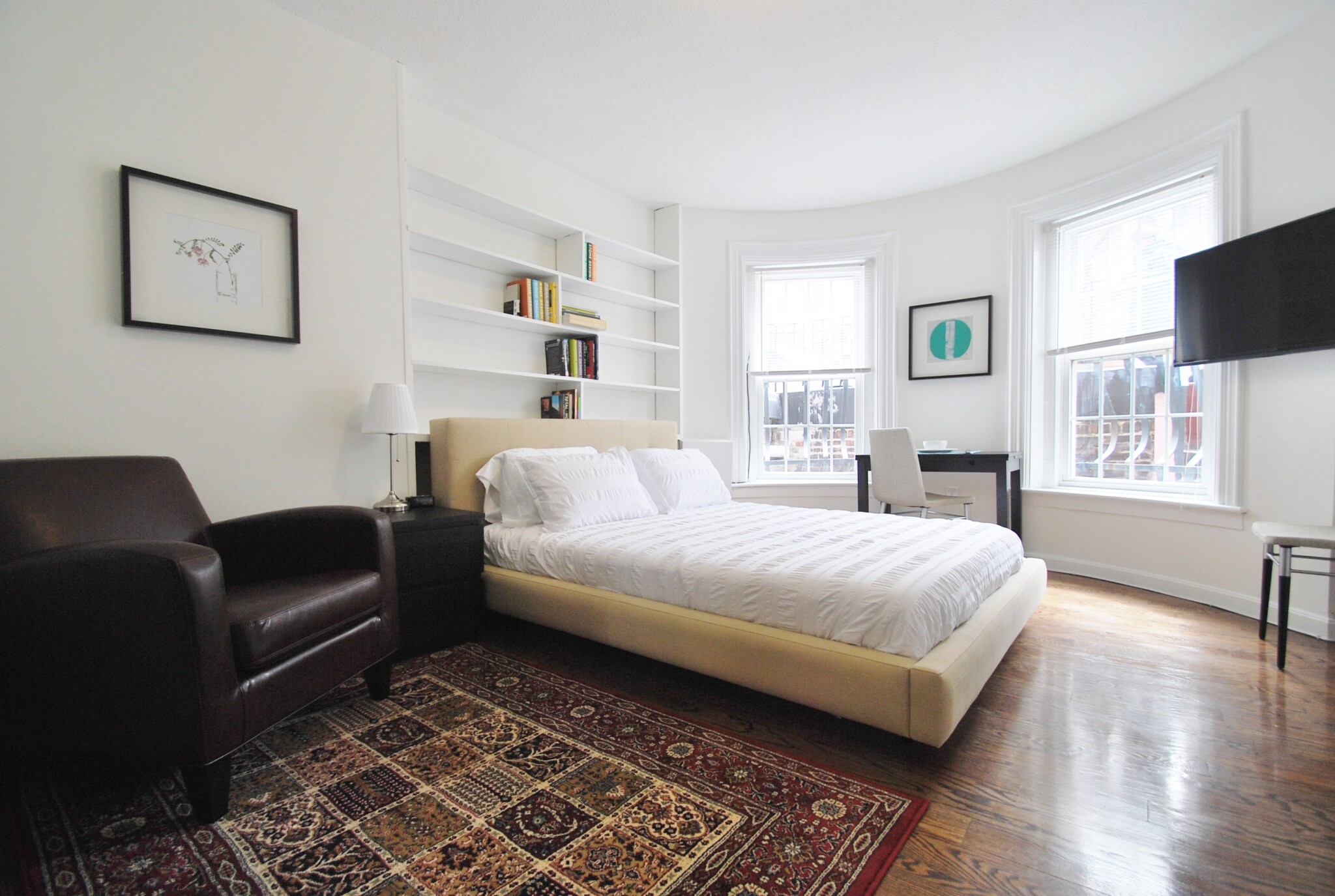 538 East Broadway, South Boston