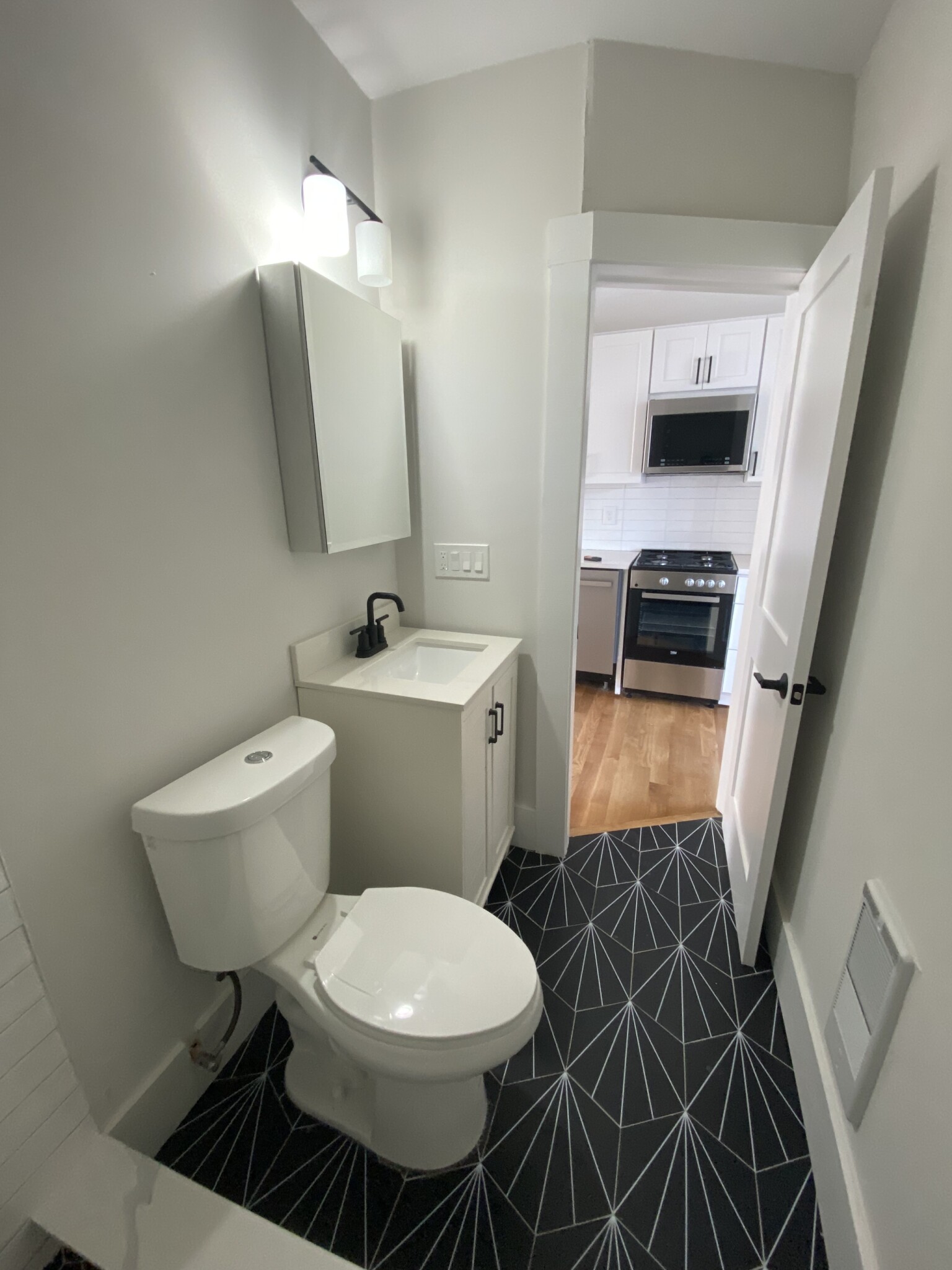 152 Salem St, North End